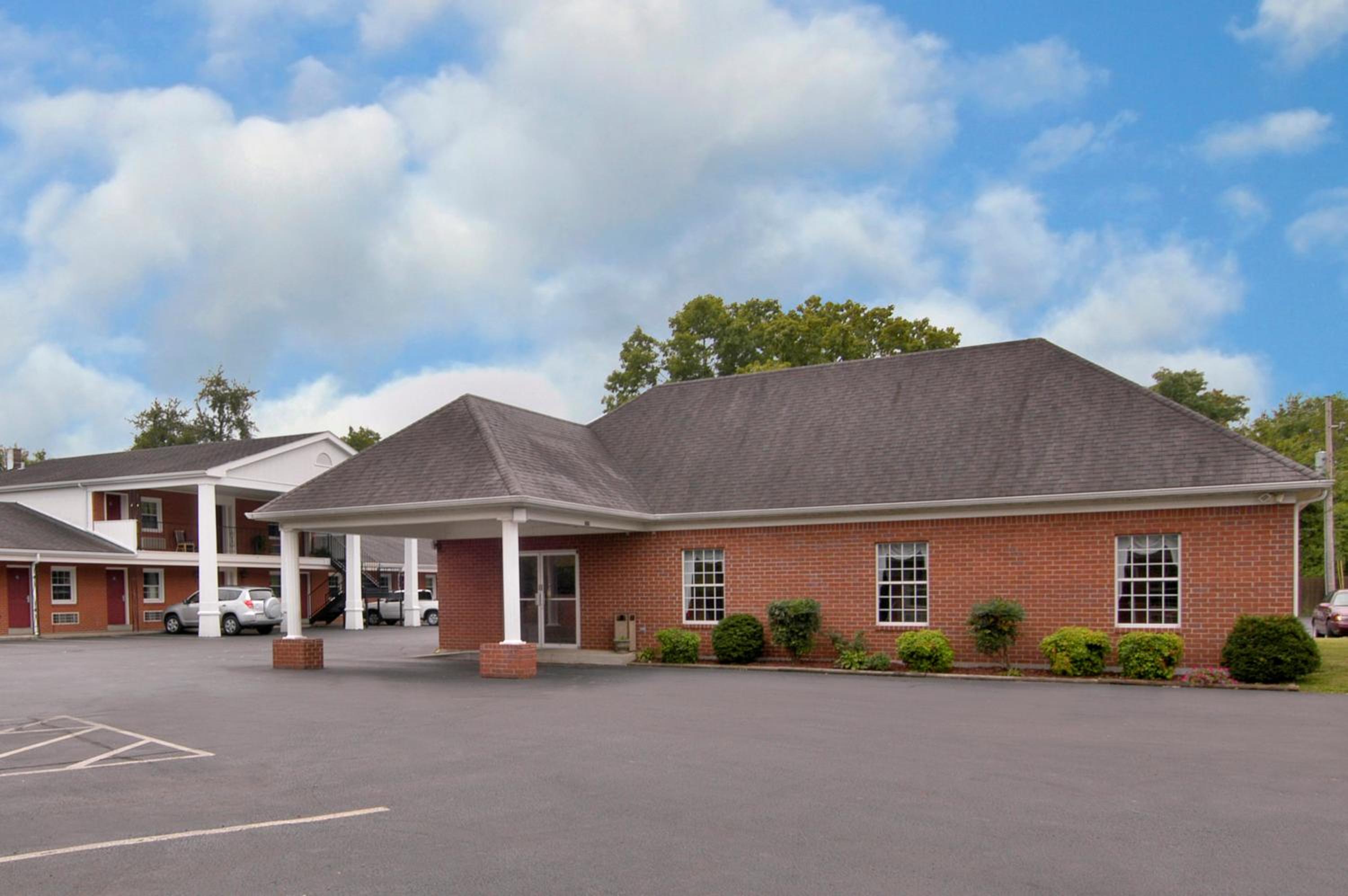 Bourbon Capital Inn