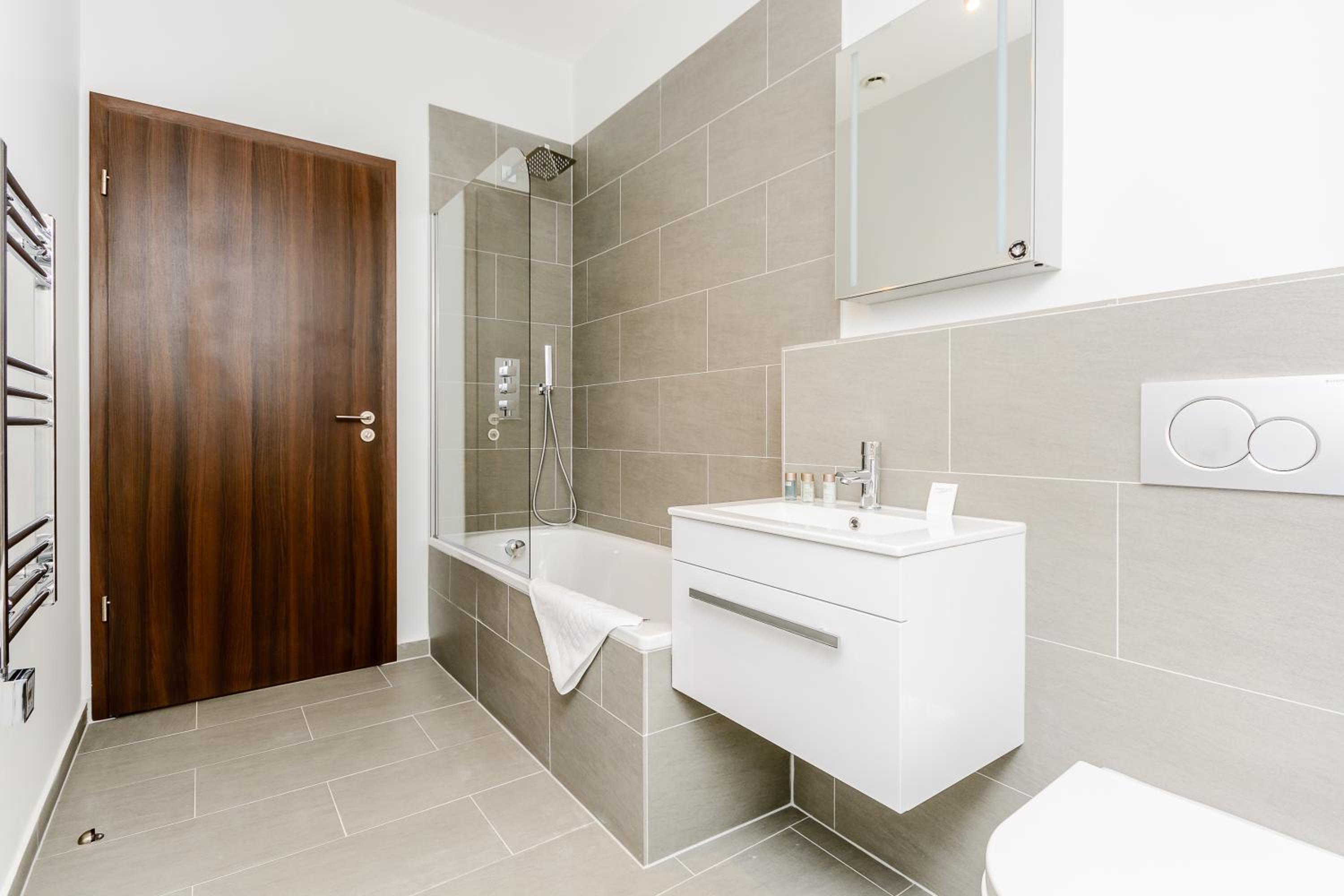Ibis House by Viridian Apartments