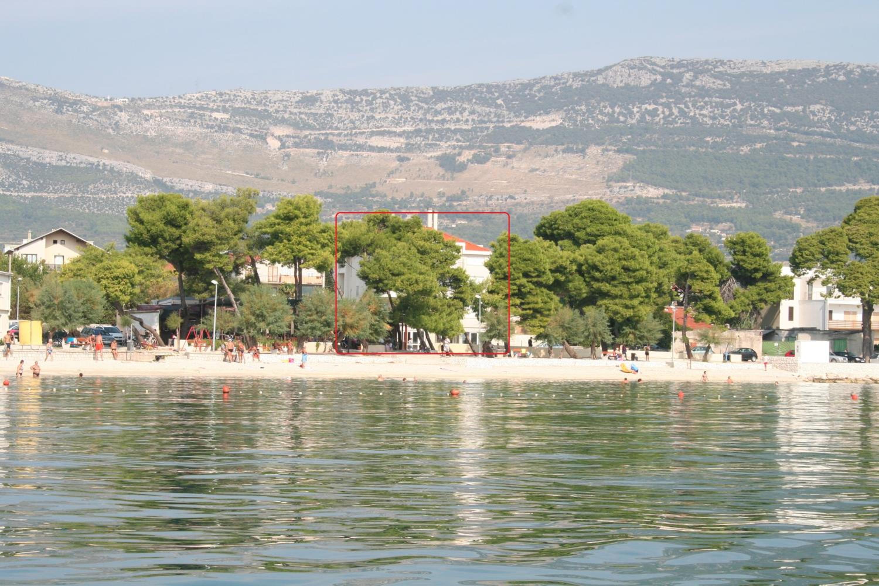 Beachfront Apartments Gabine