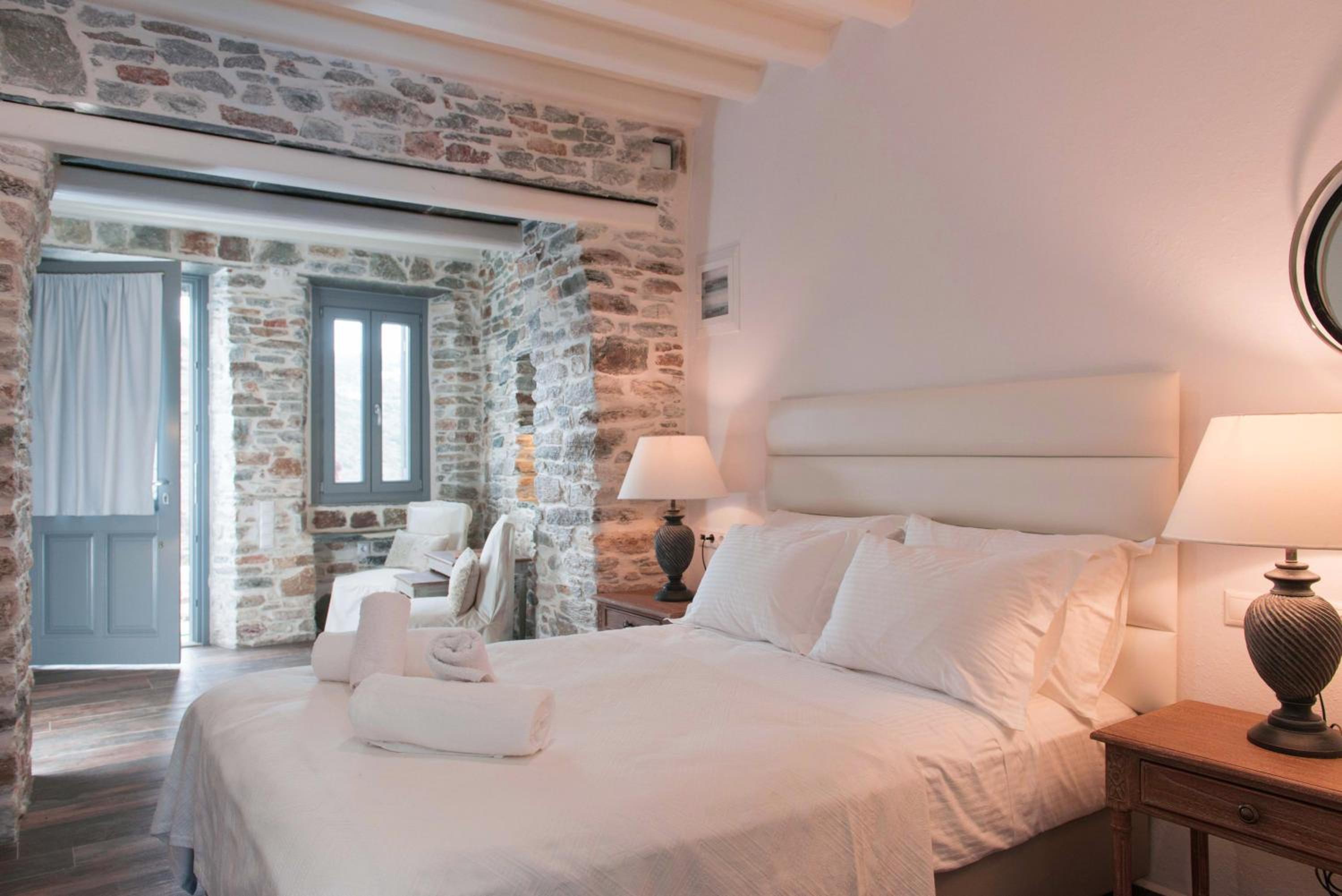 Athina Exquisite Houses