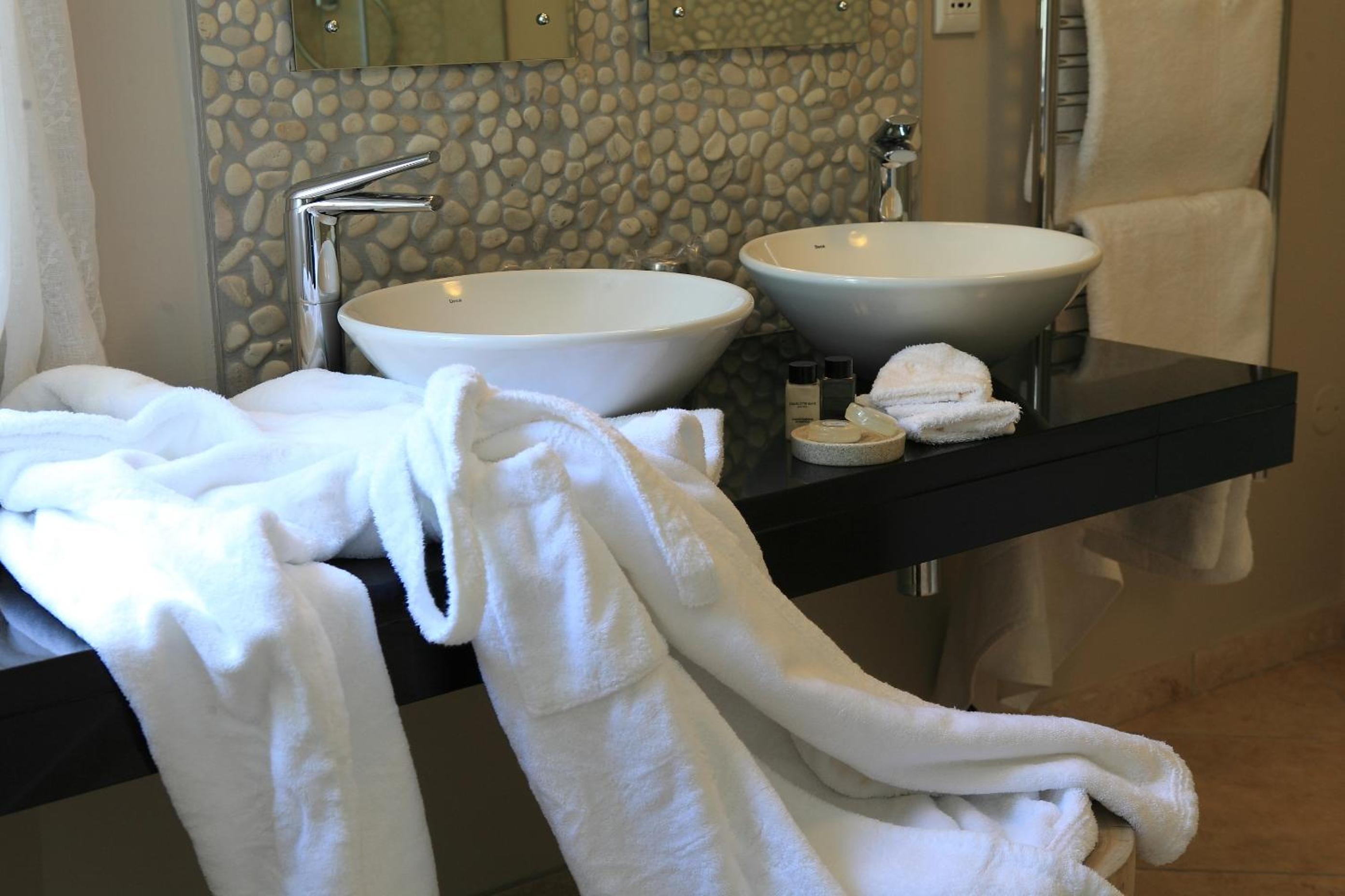 Periwinkle Lodge Guest House