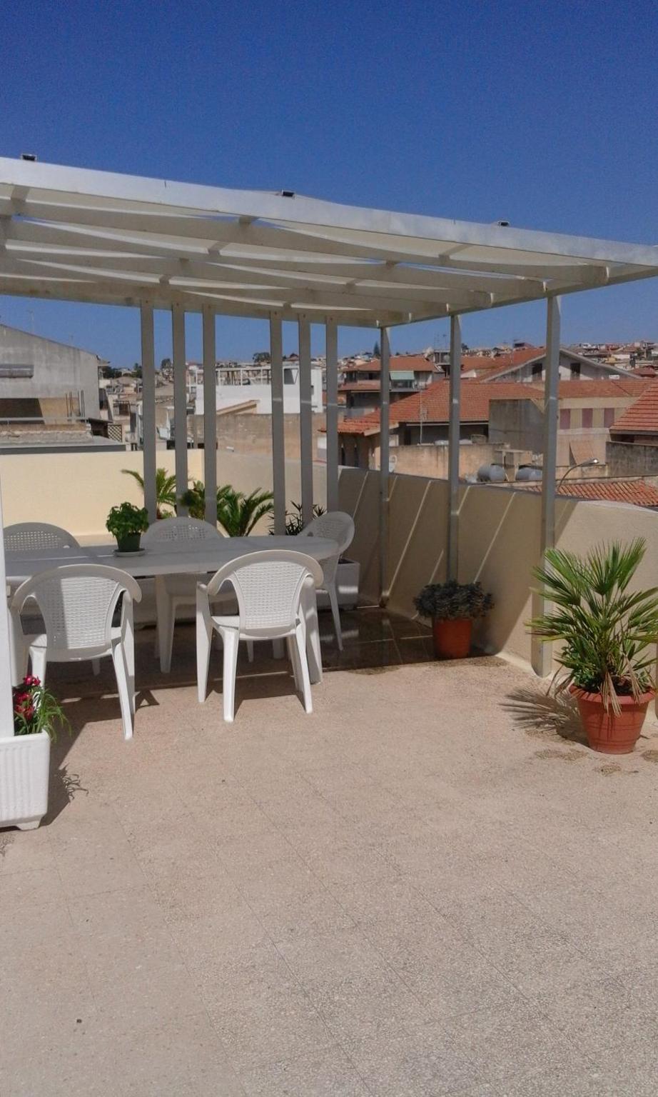 Lucy Apartment