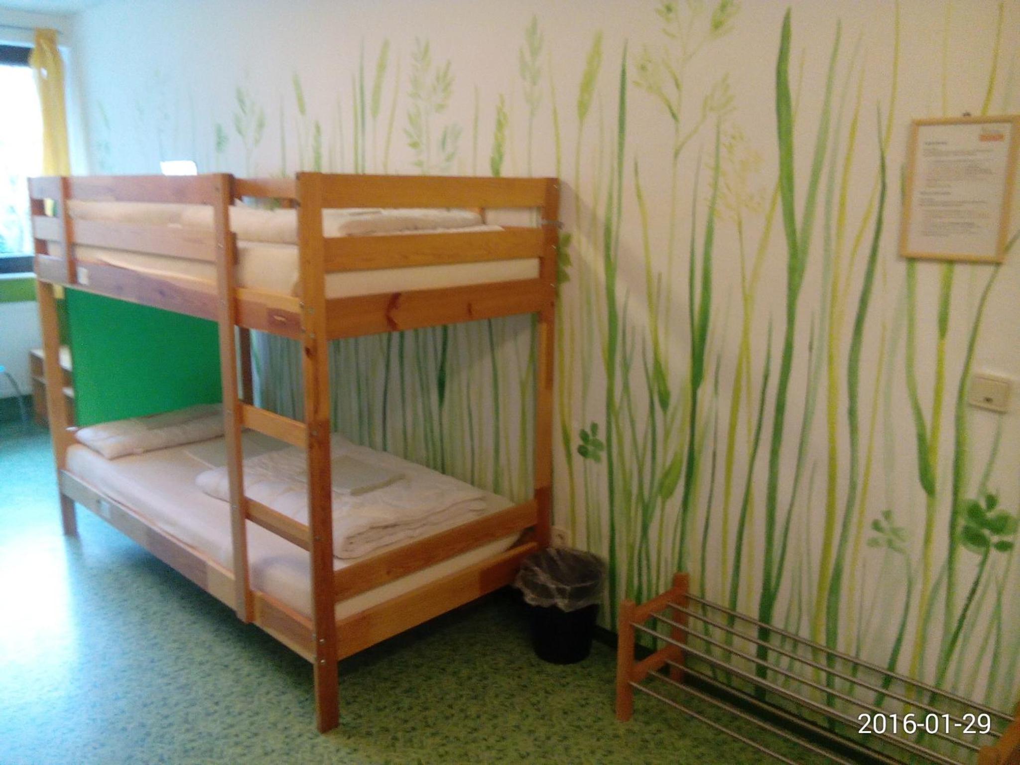 Max Hostel