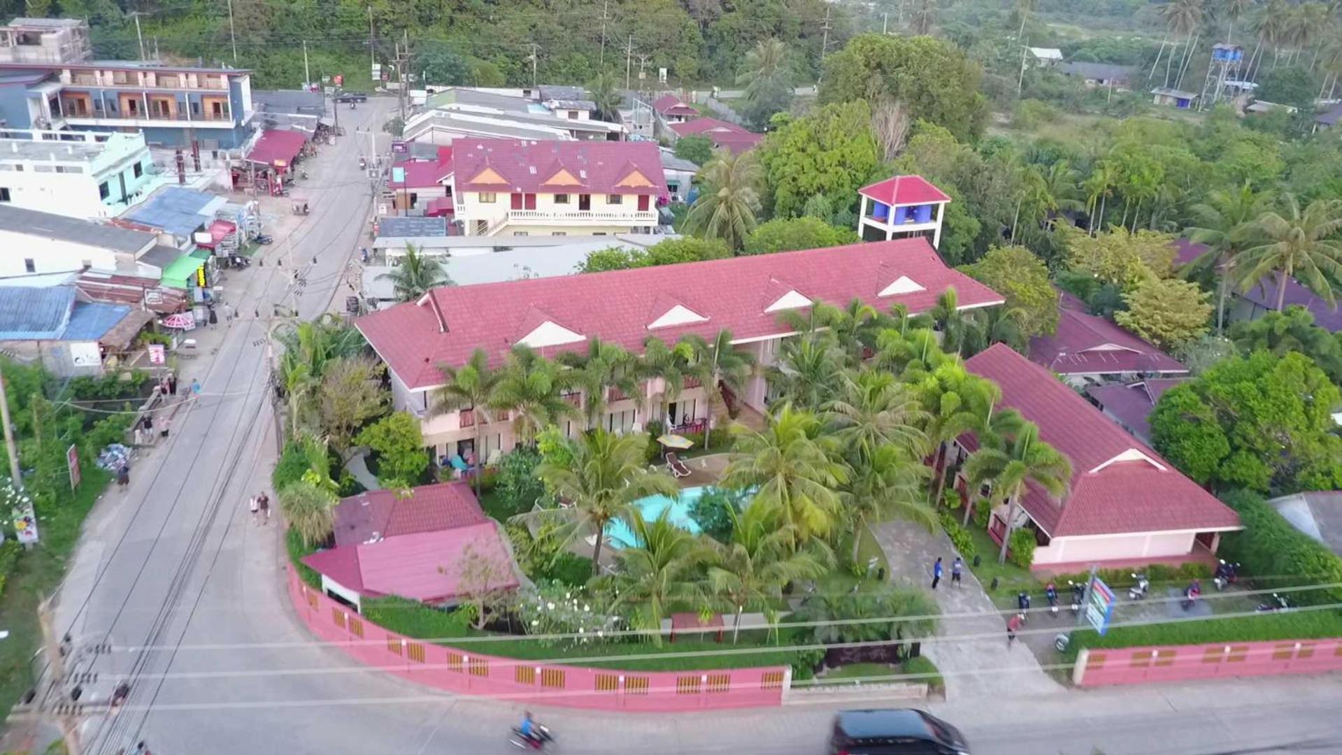 Lanta Seafront Resort