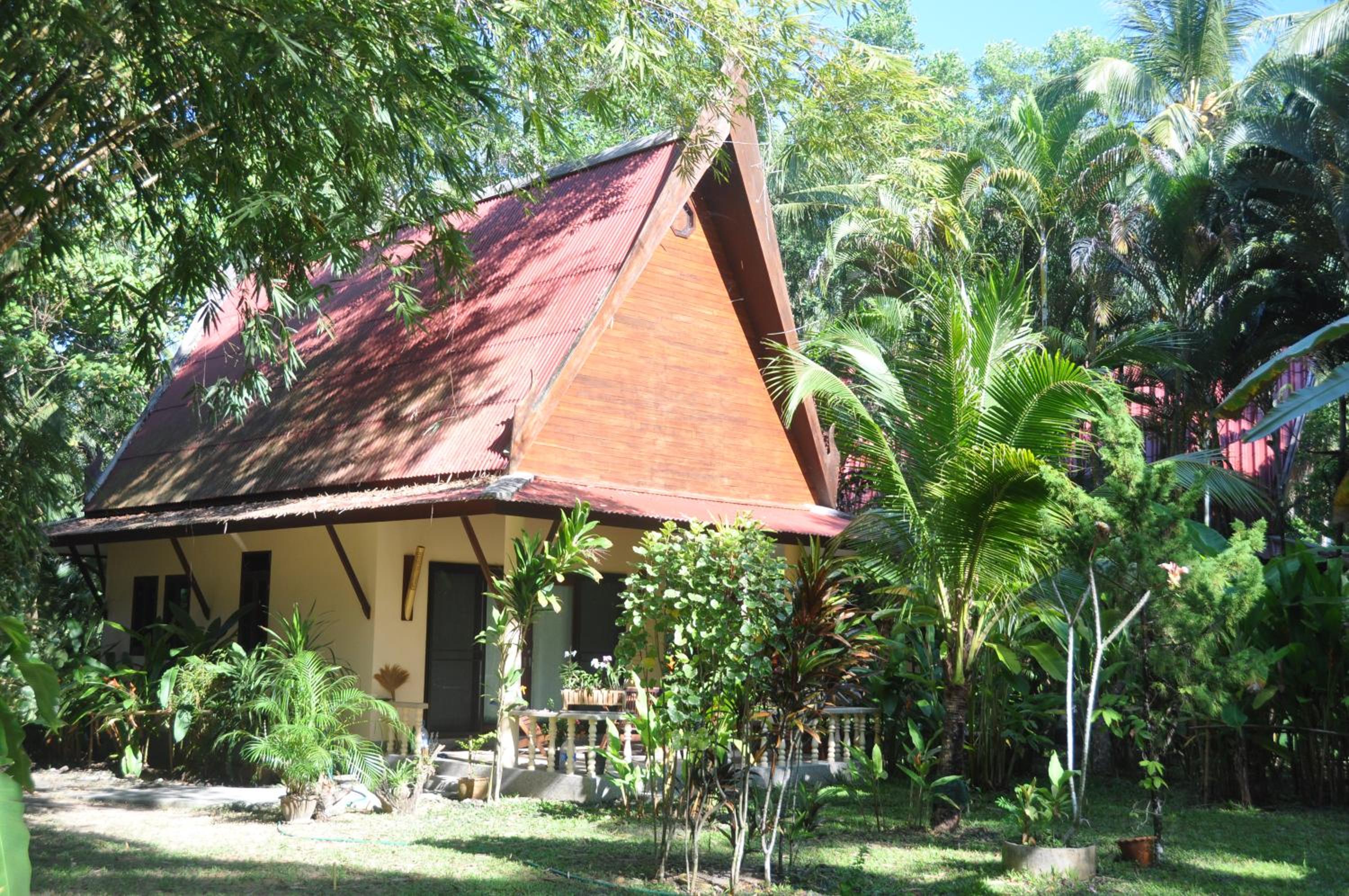 Lake View Bungalows