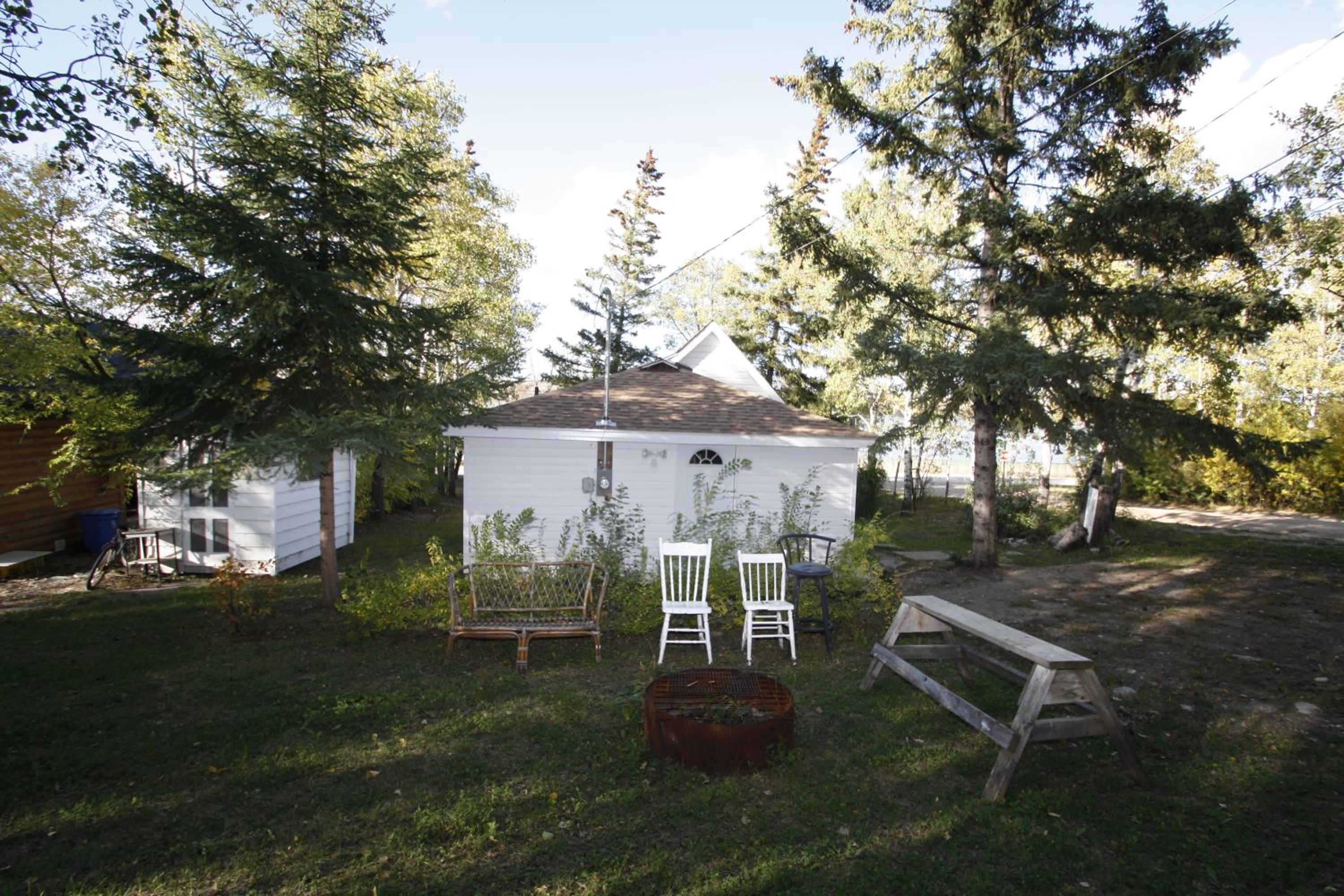 MANITOU BEACH COTTAGES by Prowess