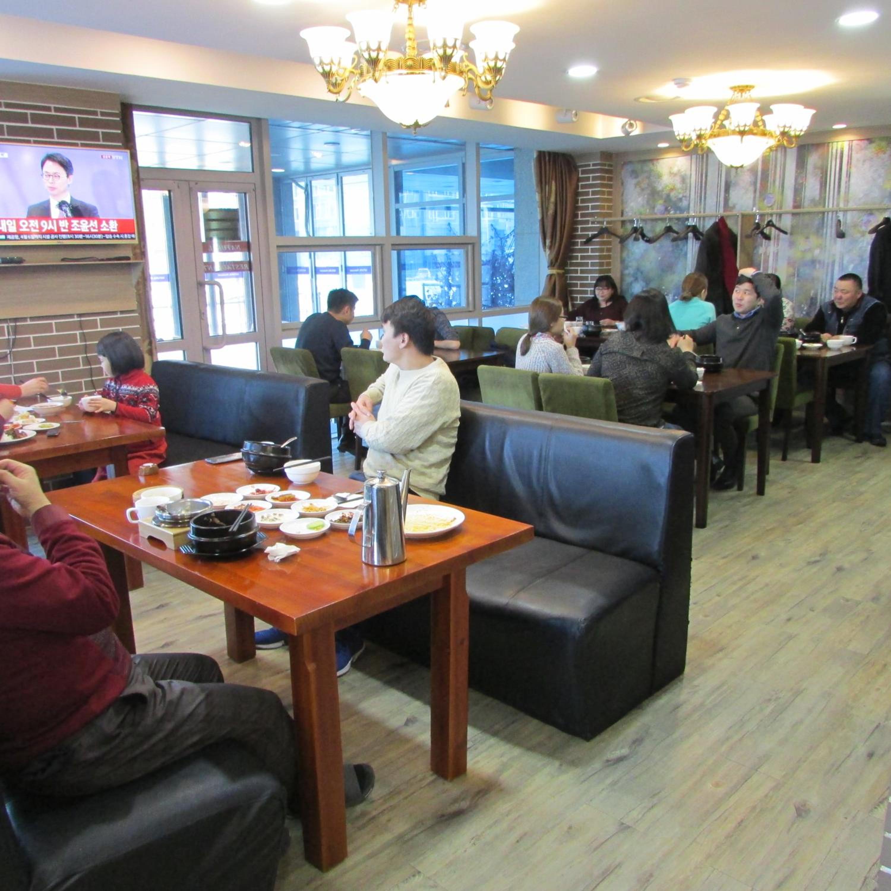 restaurant