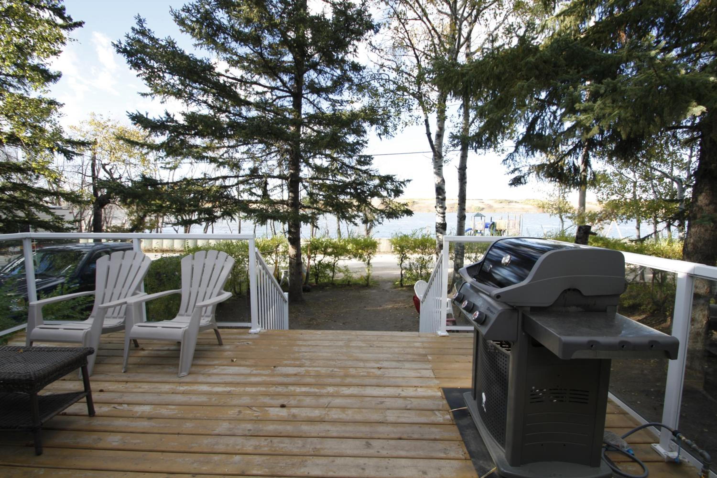 MANITOU BEACH COTTAGES by Prowess