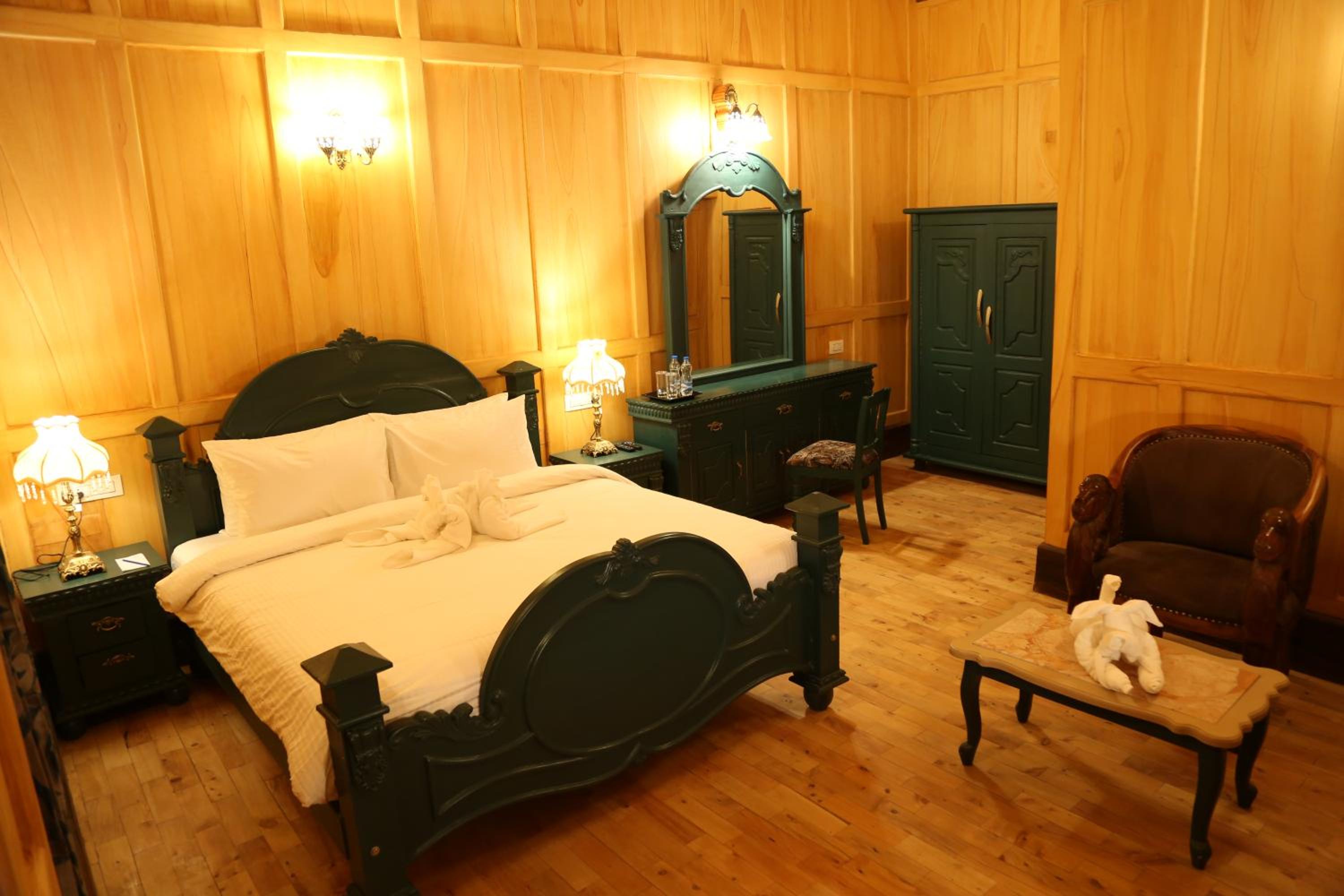 West Downs - The Heritage Resort