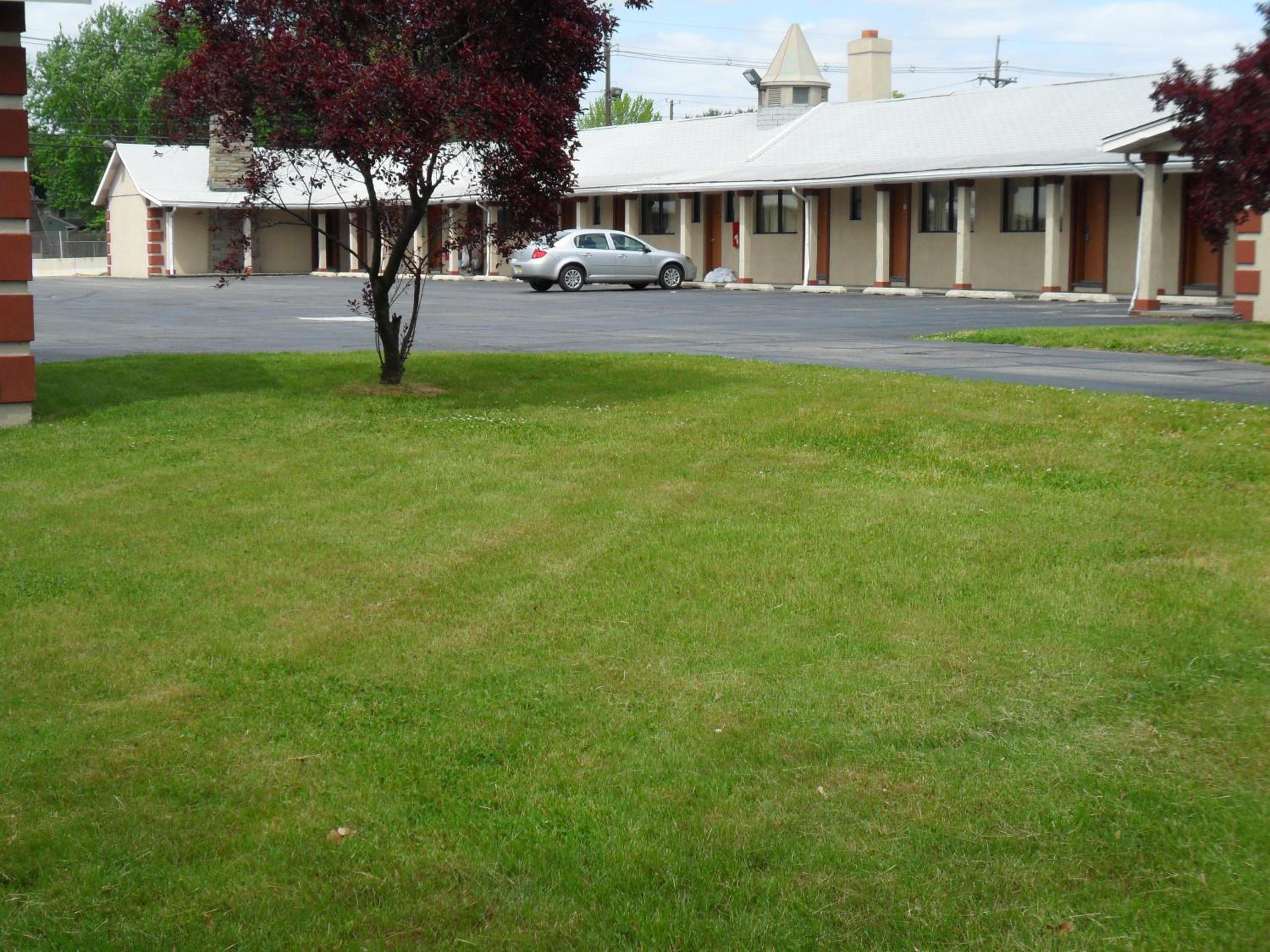 Hotel Red Carpet Inn Brooklawn - Image 1