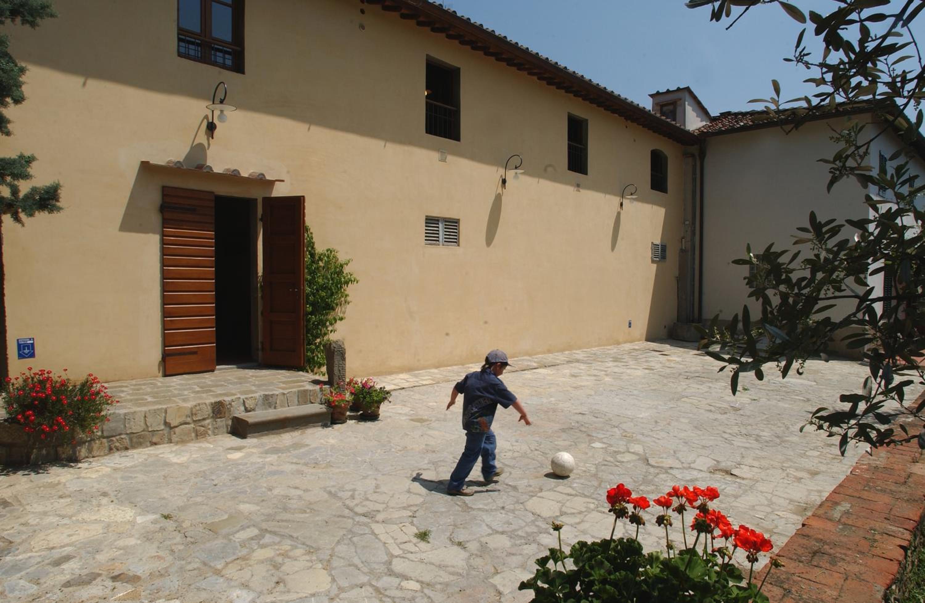 Photo 29