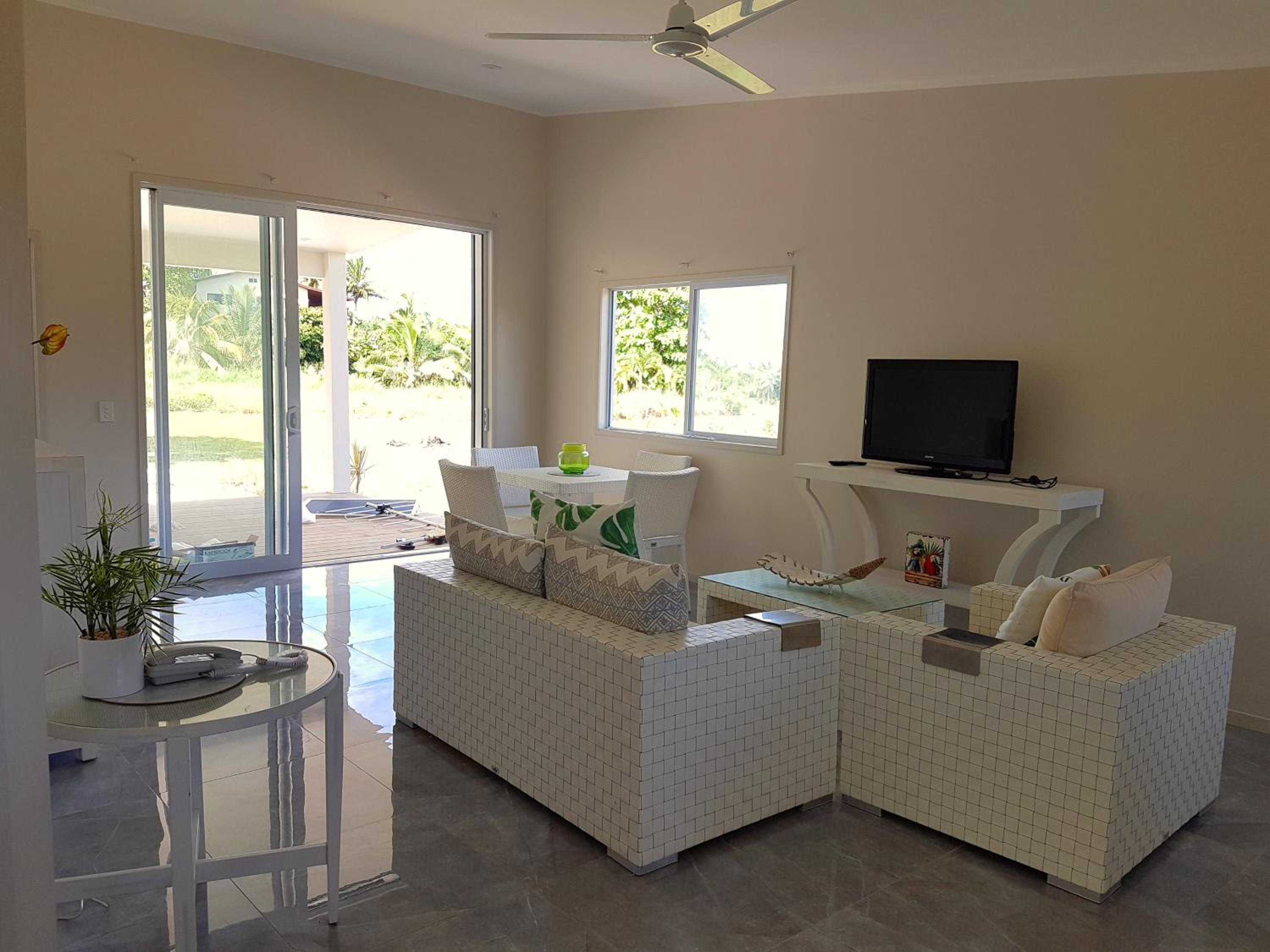 Mama Taras Bungalows