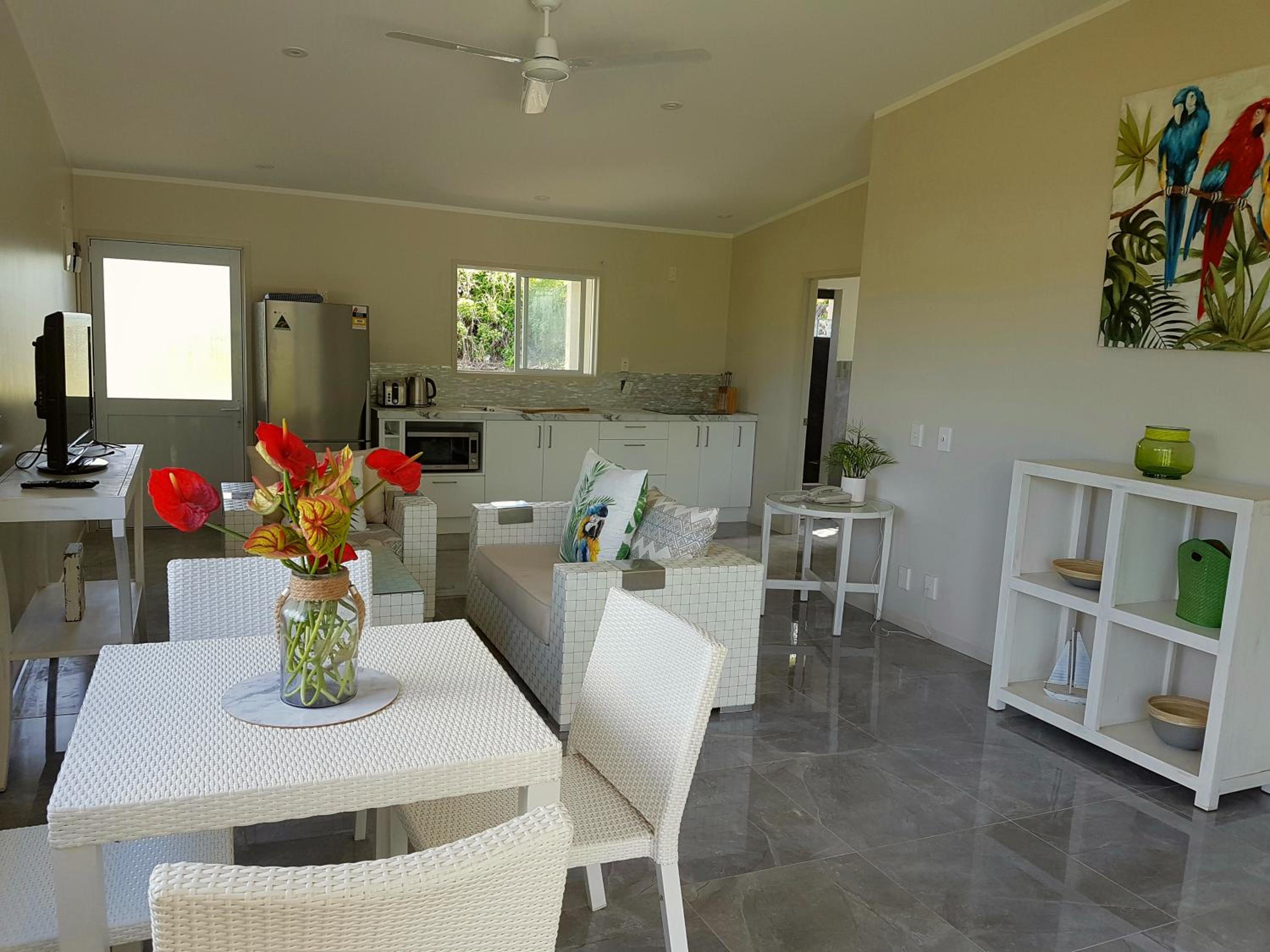 Mama Taras Bungalows