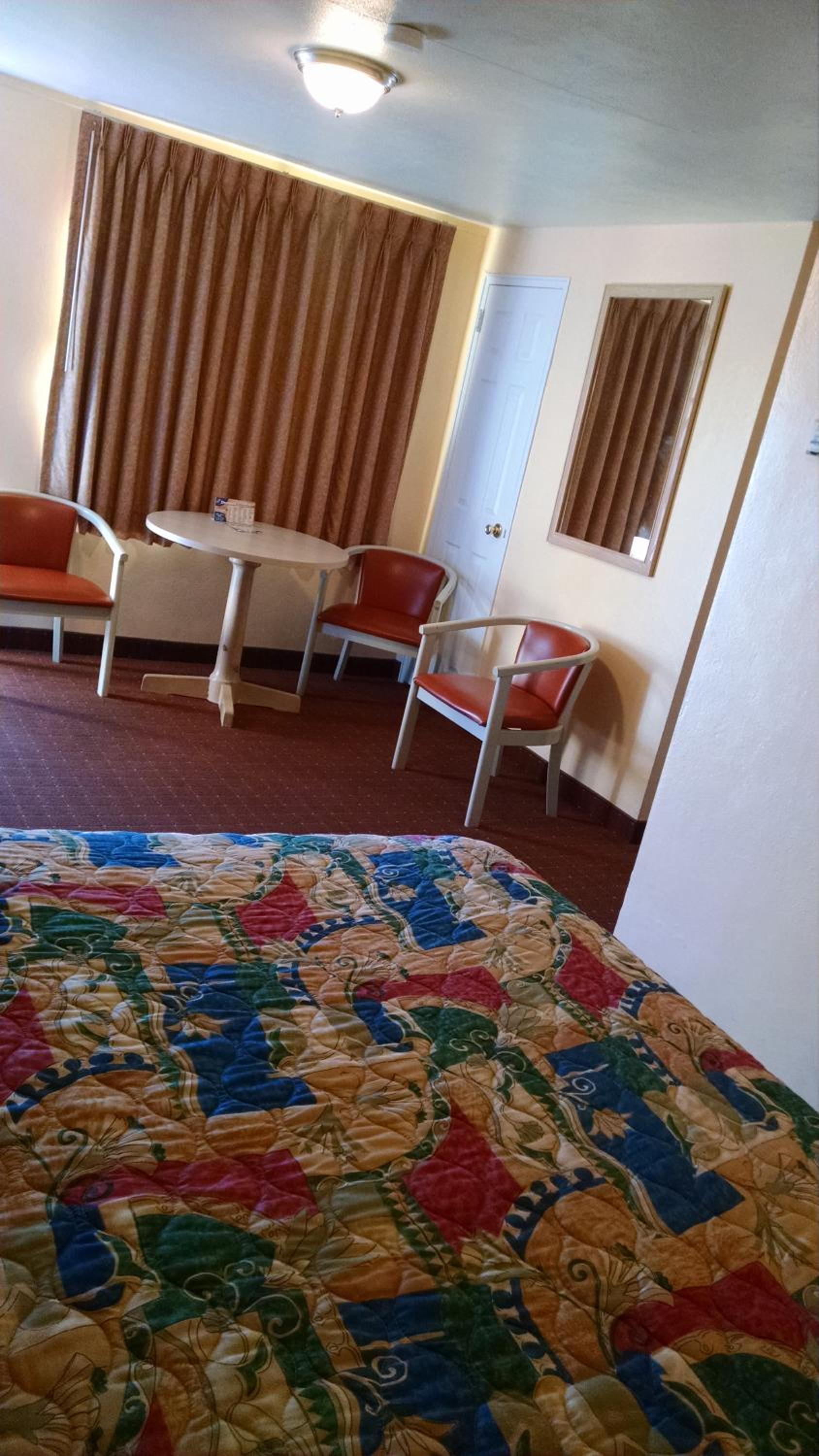 White Sands Motel