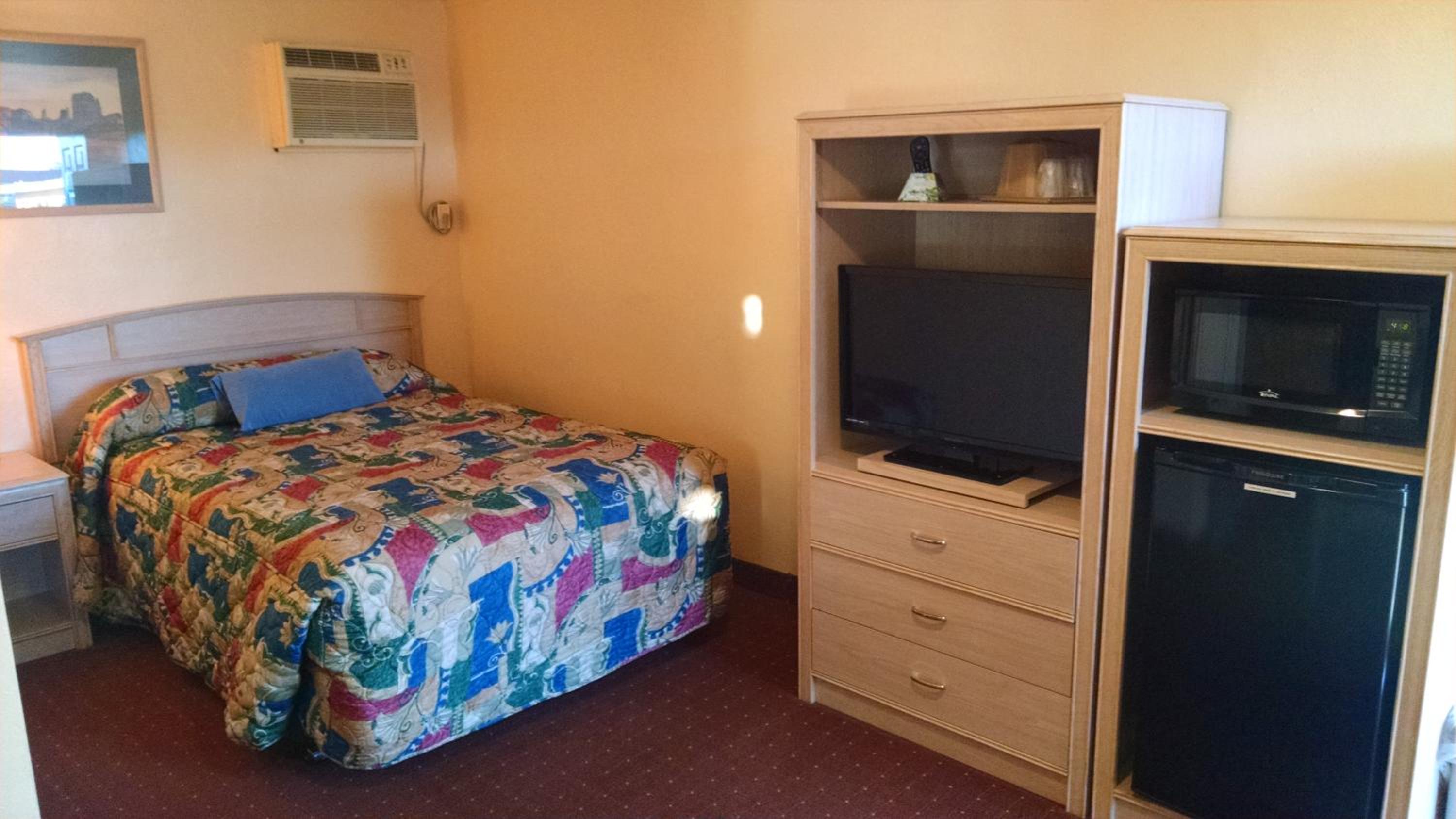 Alamogordo Vacations - White Sands Motel - Property Image 3