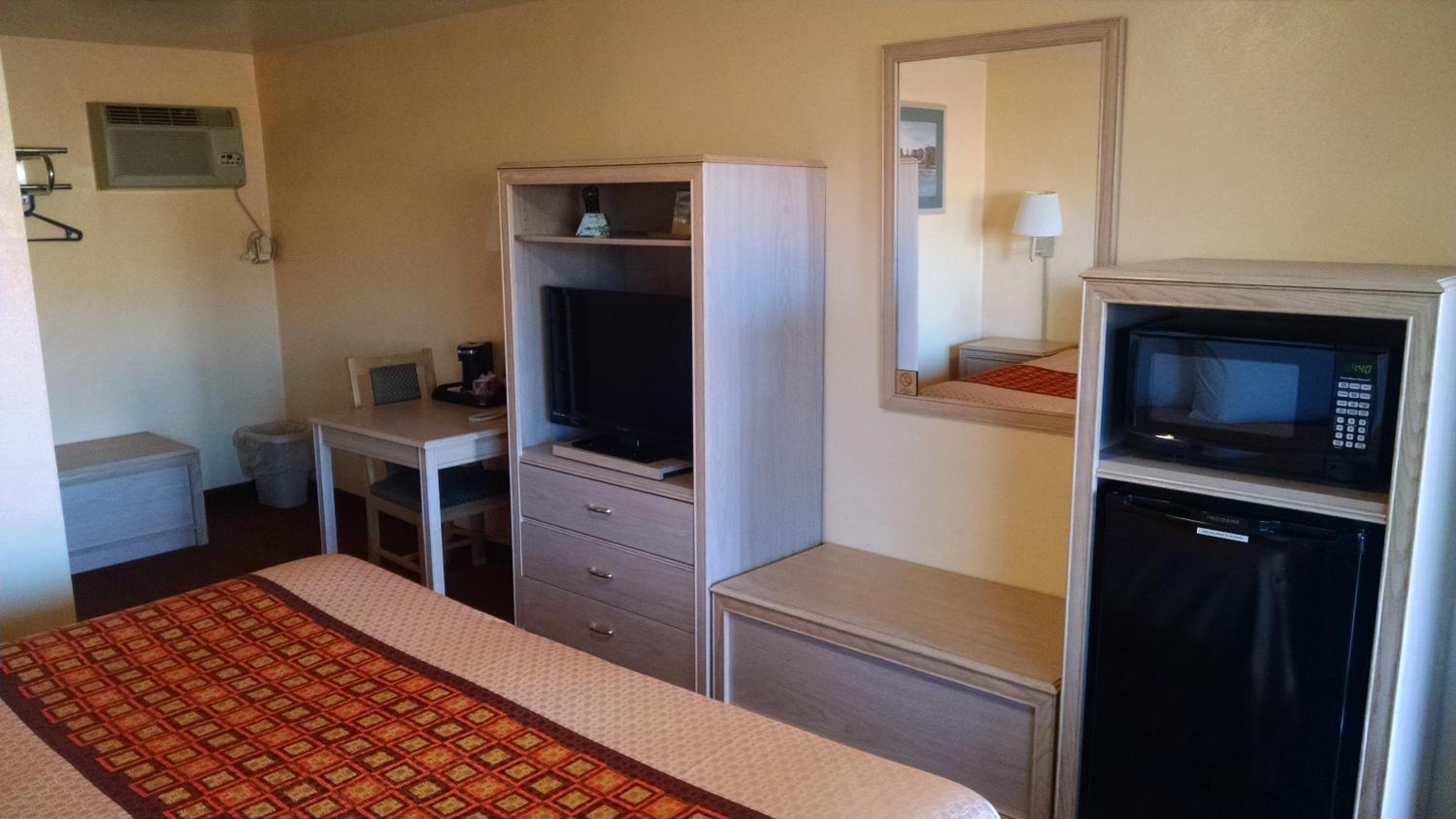 Alamogordo Vacations - White Sands Motel - Property Image 8