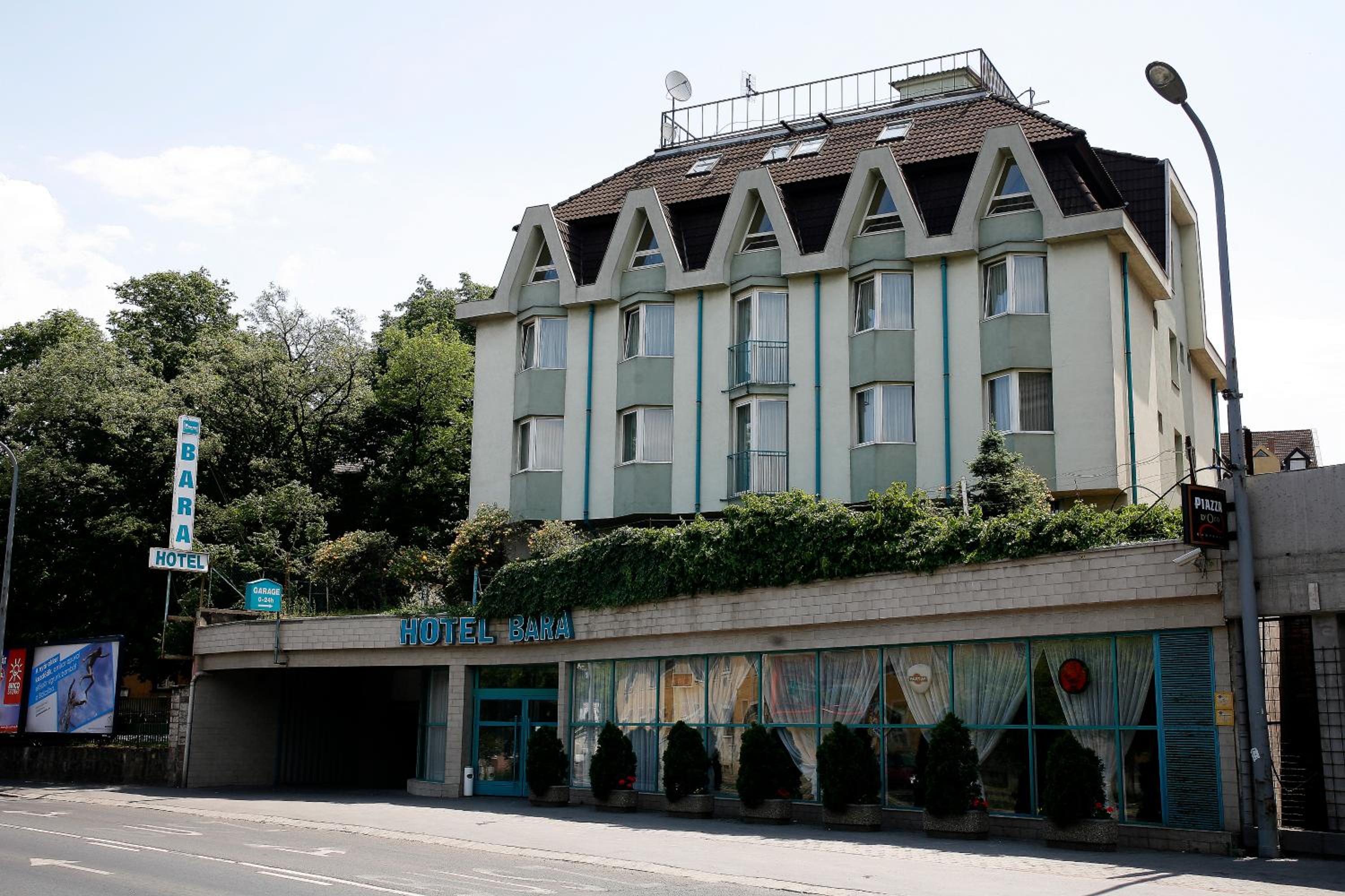 Hotel Bara Budapest - main view