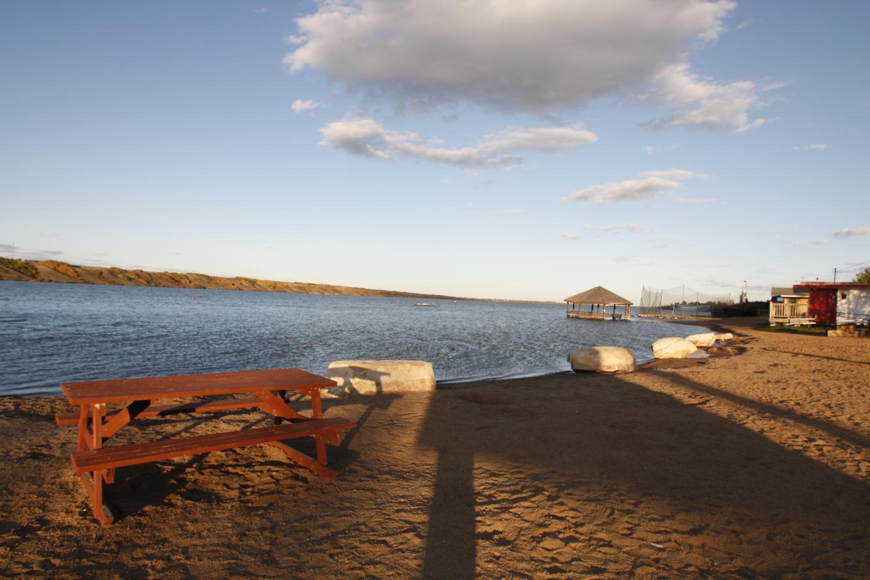 MANITOU BEACH COTTAGES by Prowess