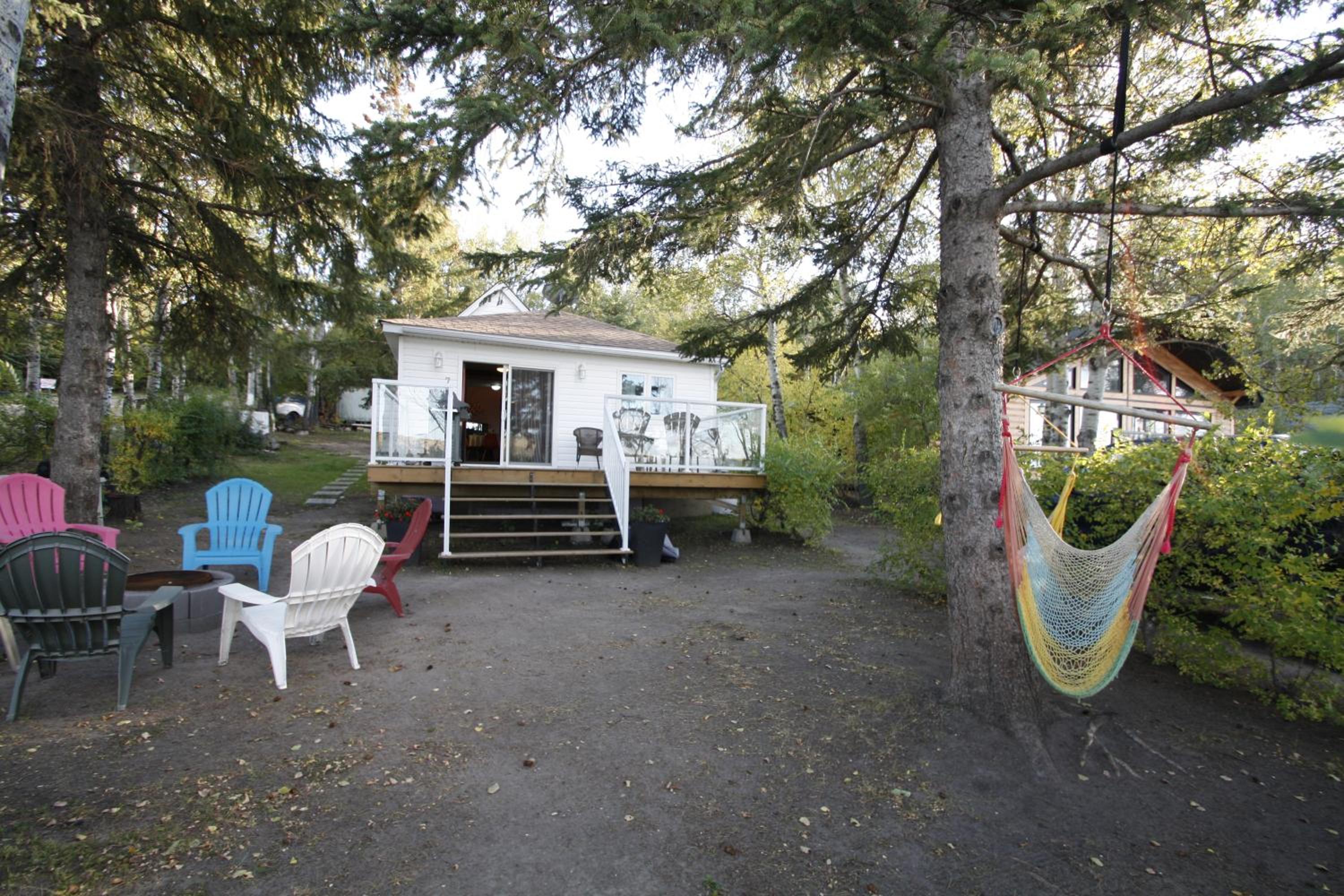 MANITOU BEACH COTTAGES by Prowess