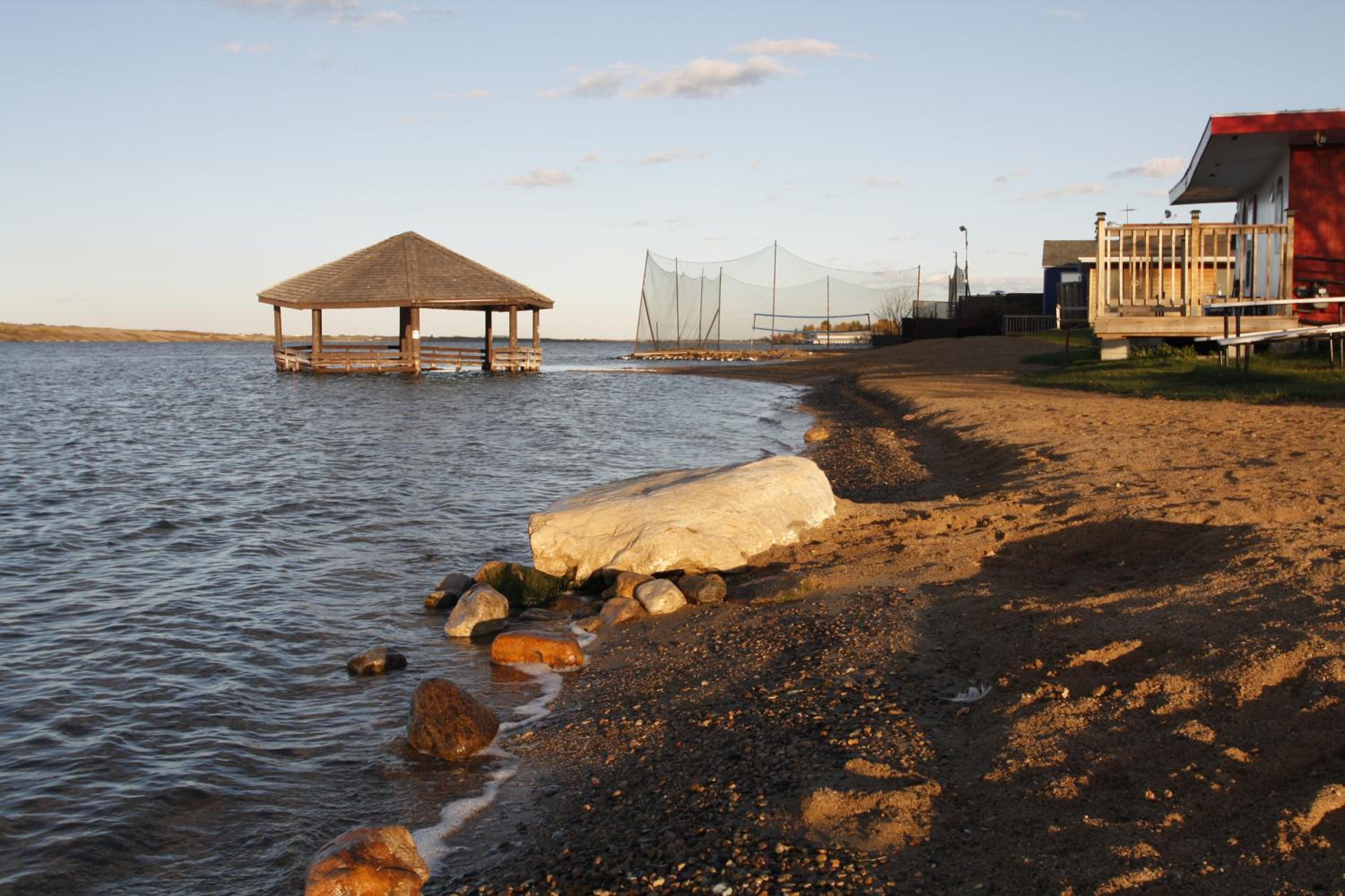 MANITOU BEACH COTTAGES by Prowess