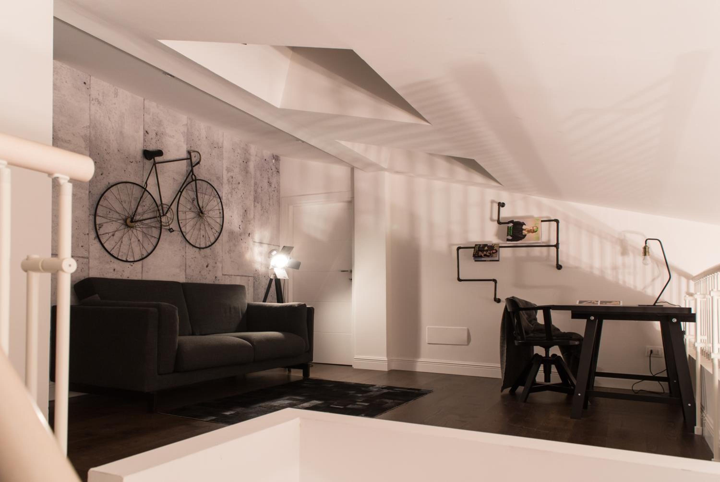Industia Loft Apartment