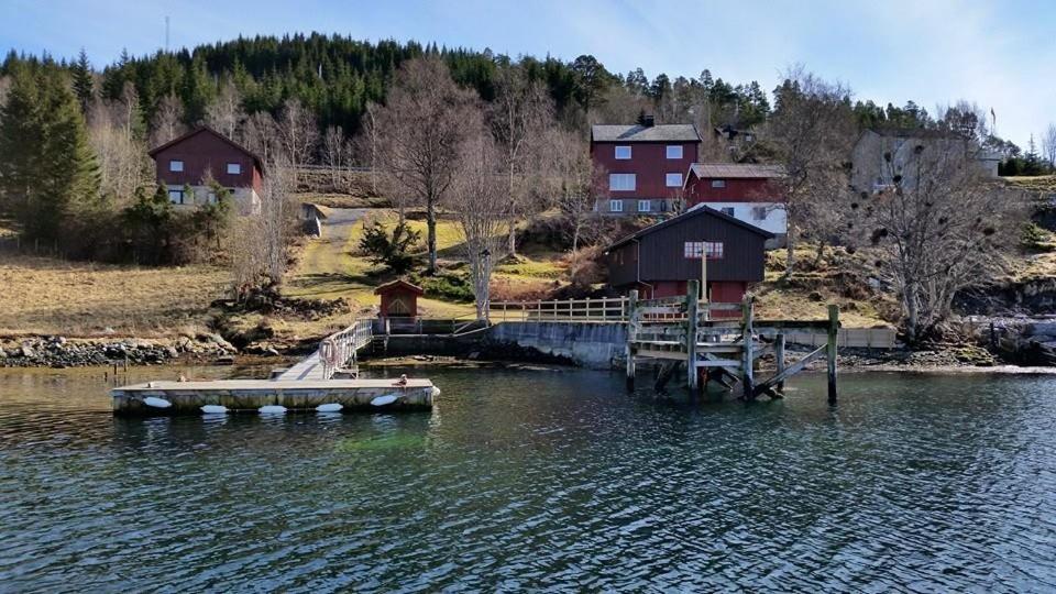 Nesheim Cabin-By-The-Sea view 2