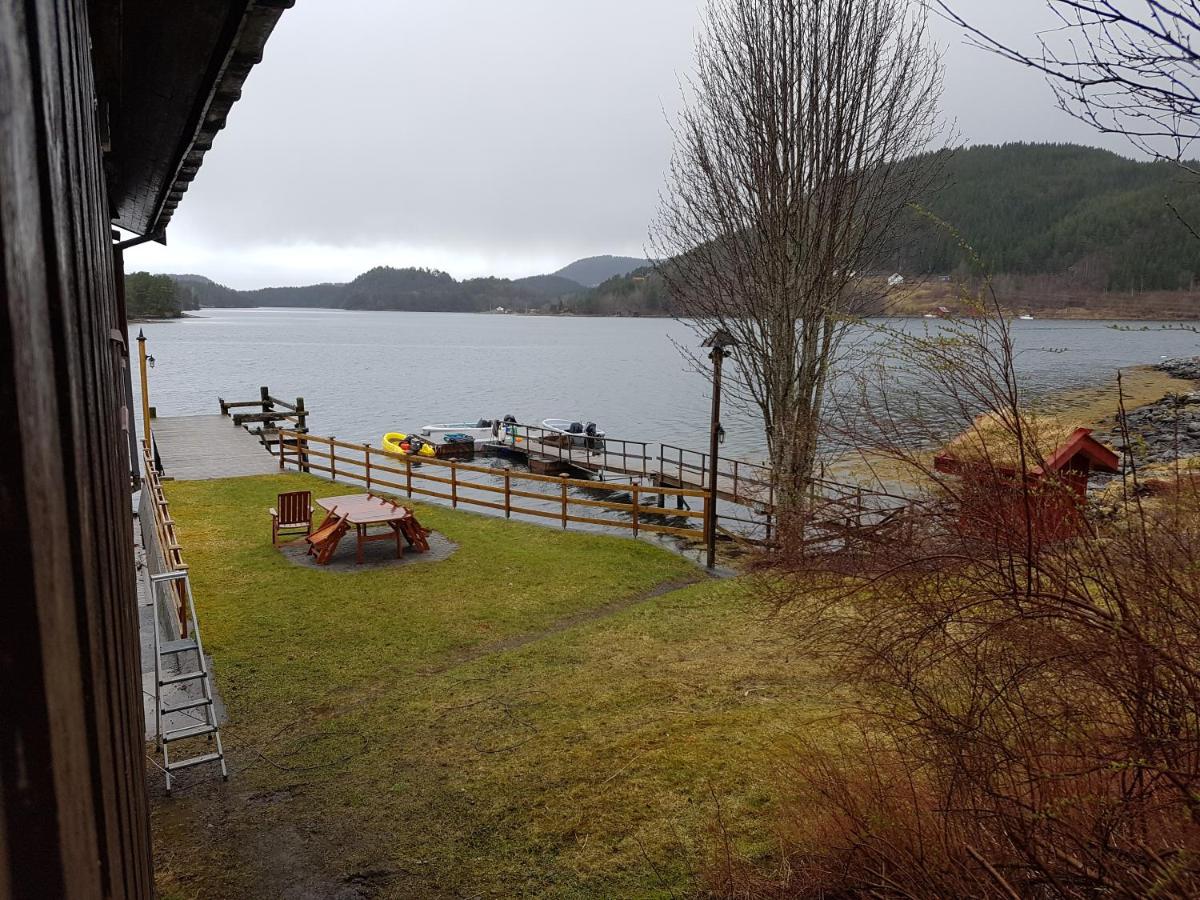 Nesheim Cabin-By-The-Sea view 3