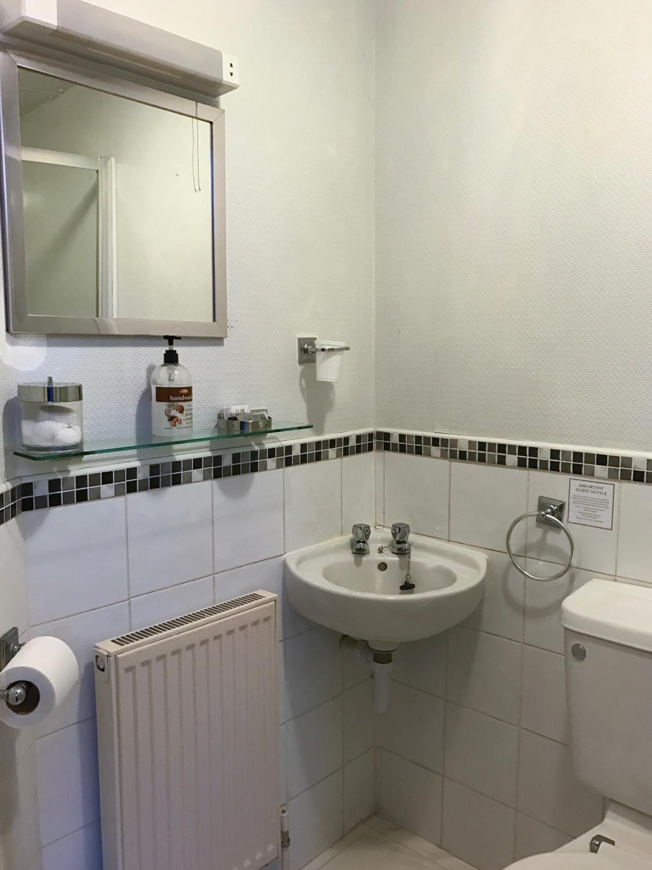 Dumfries Vacations - Glenlossie Guest House - Property Image 2