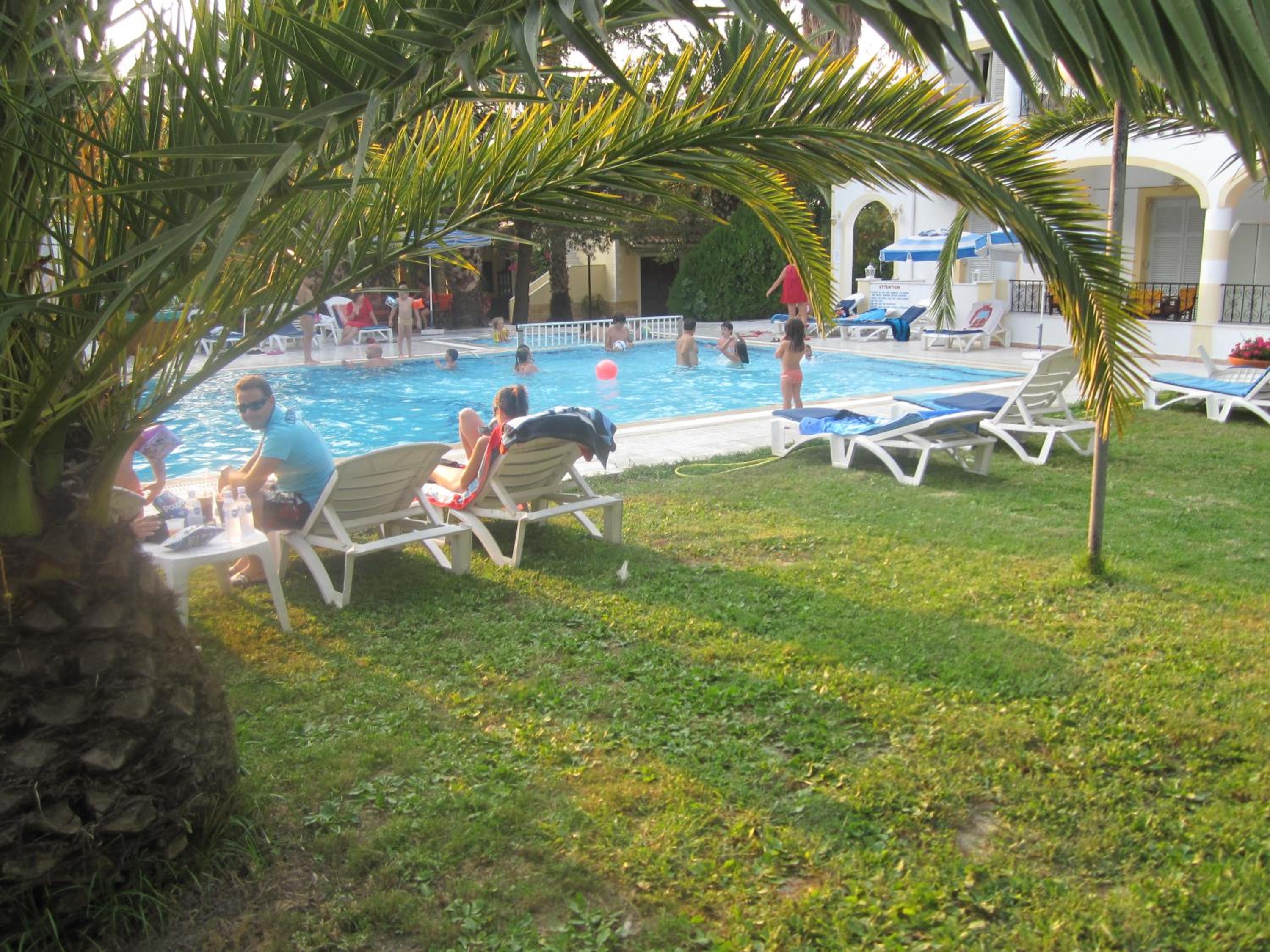 swimming pool