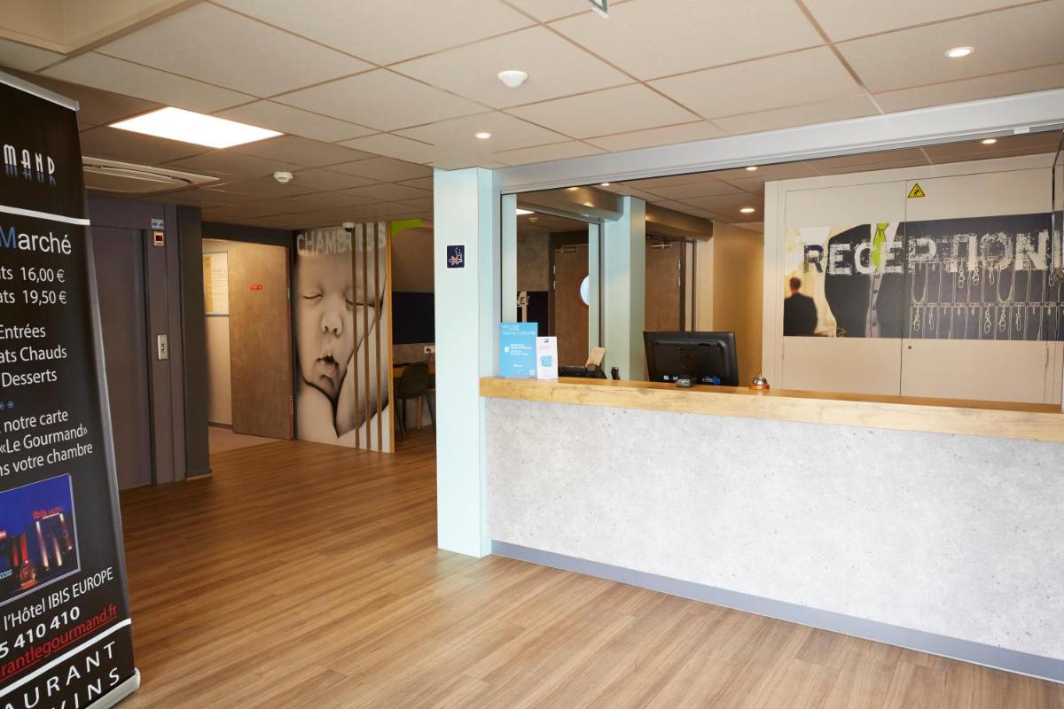 hotel reception