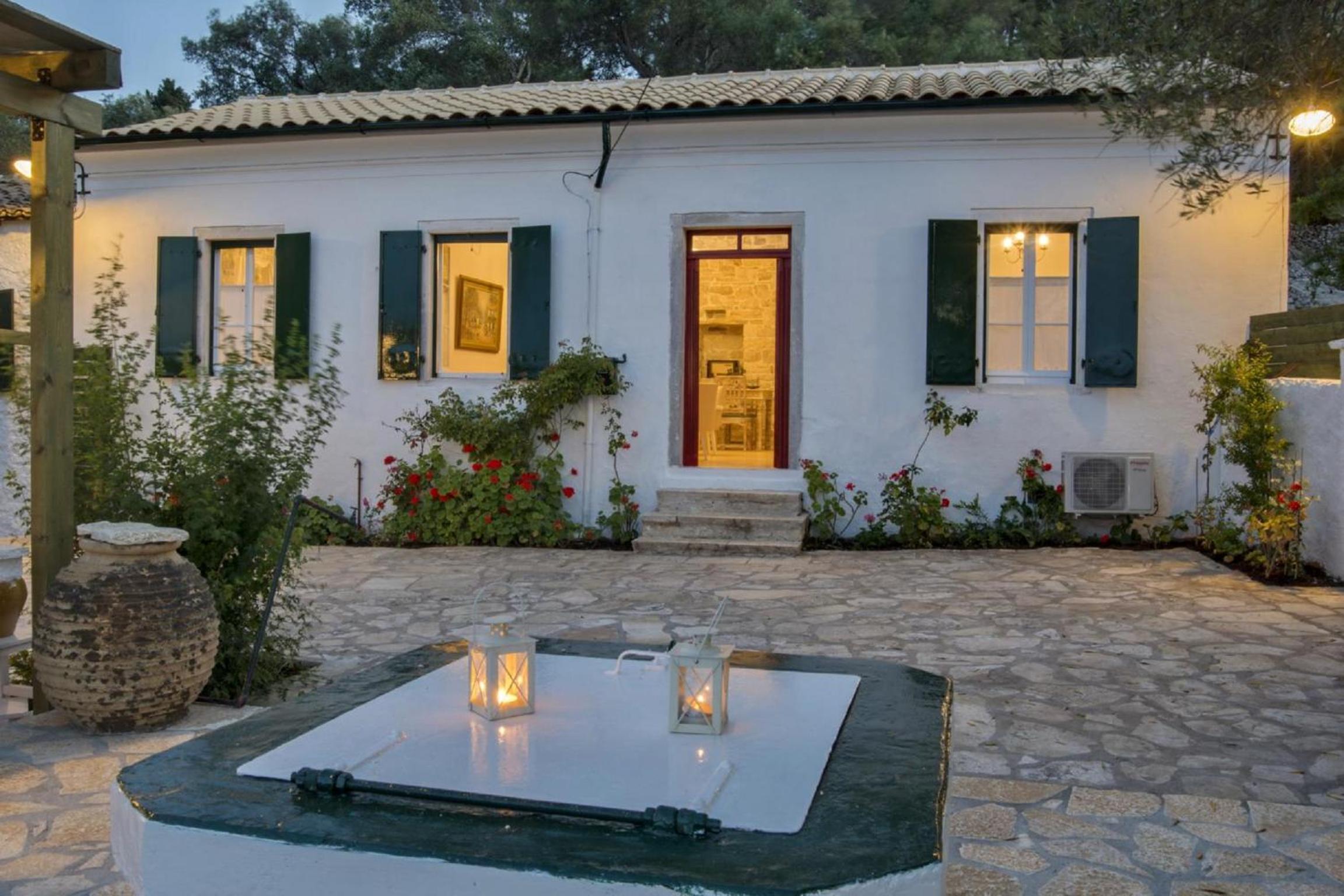 Hotel Villa Eleonas - Image 1