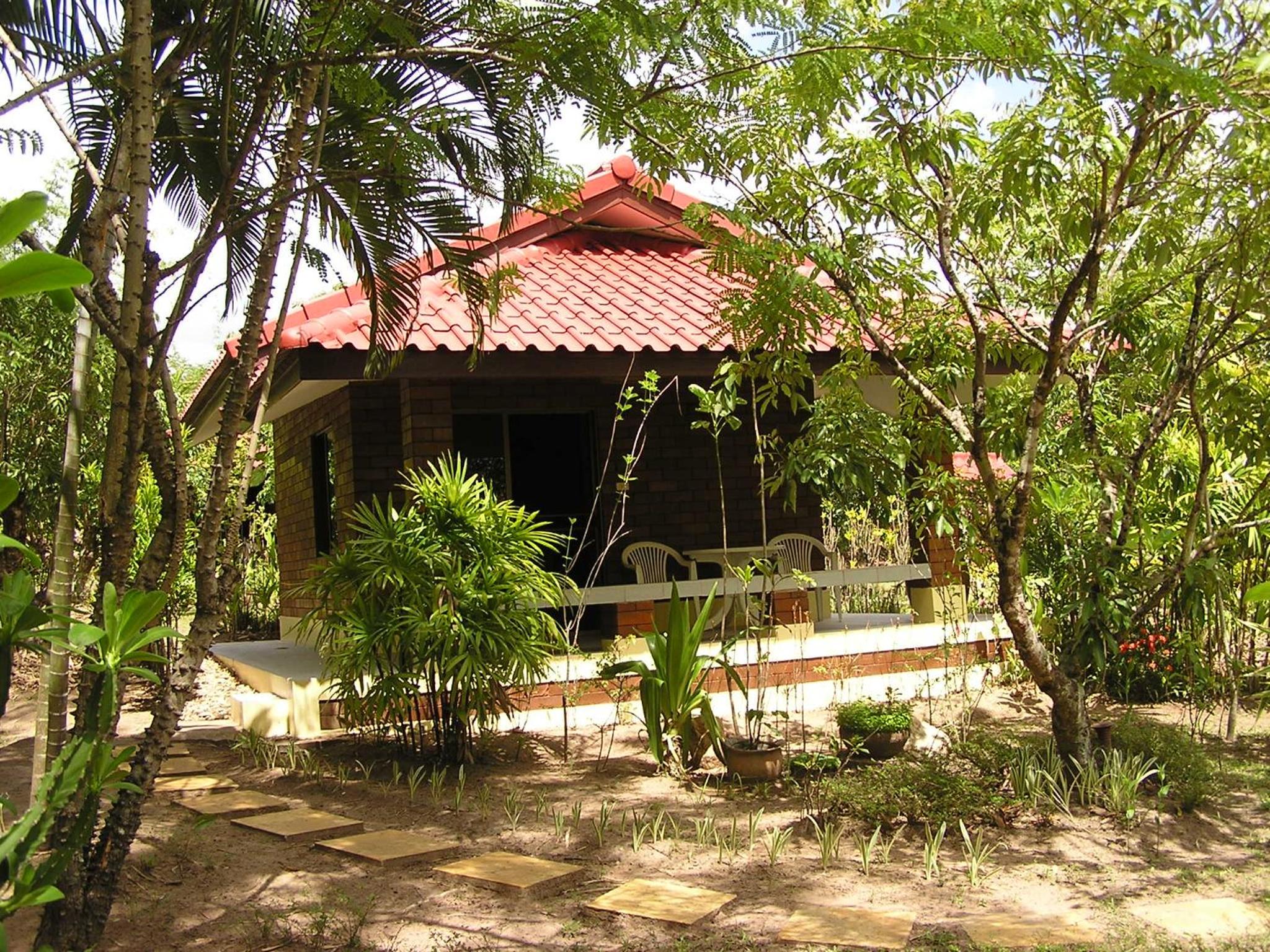 Khoom Kam Kaew