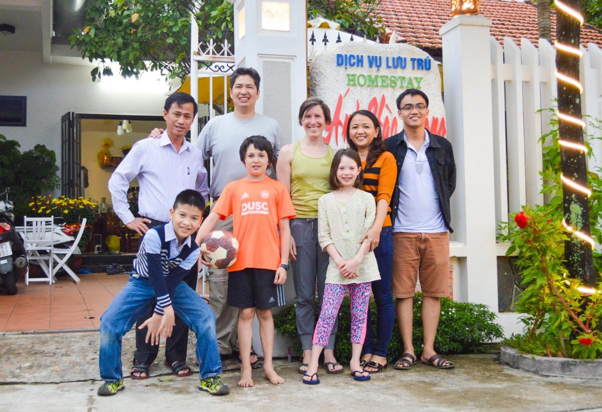 HaLo HomeStay