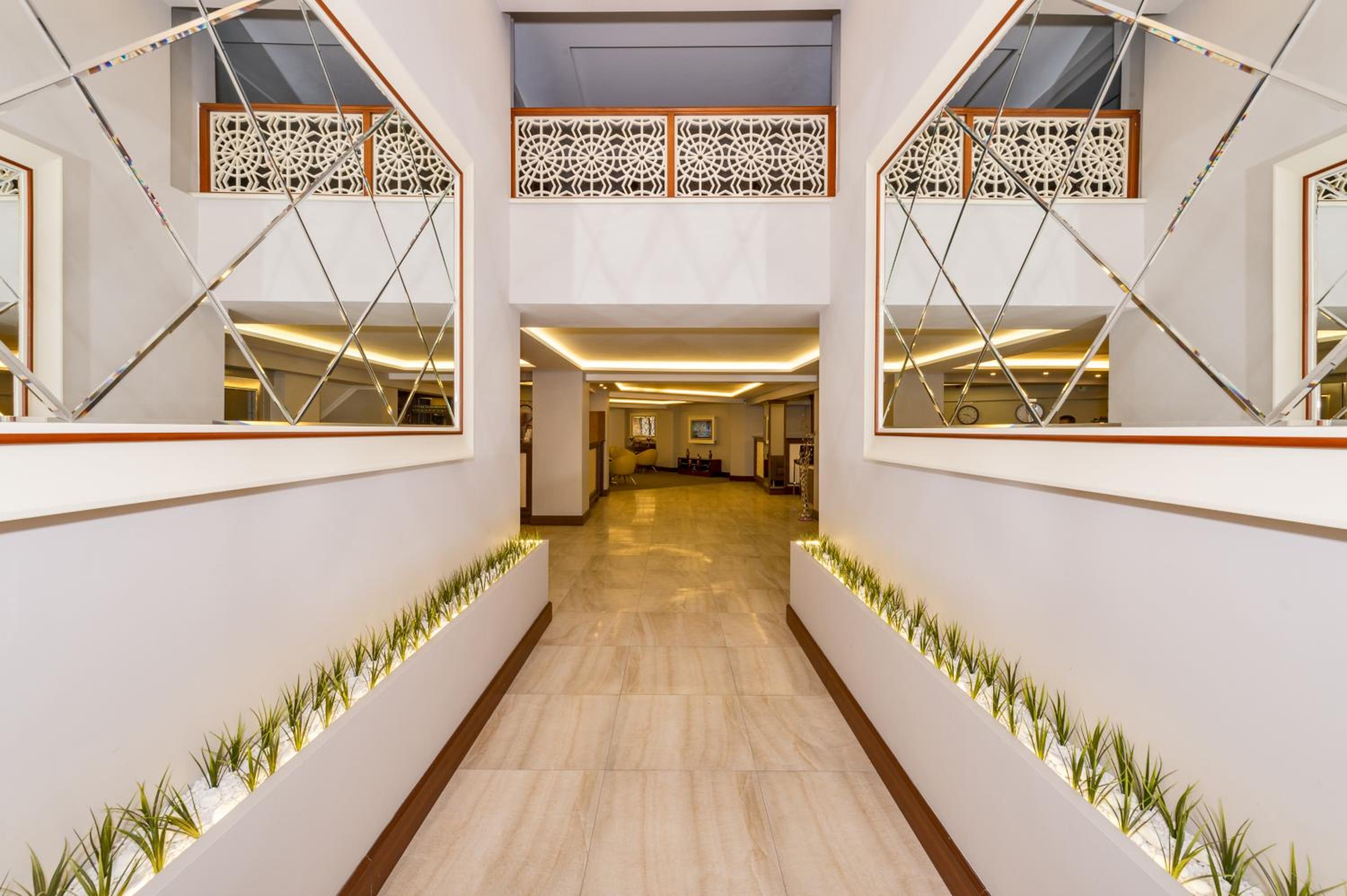 Bergama Hotel - Image 40