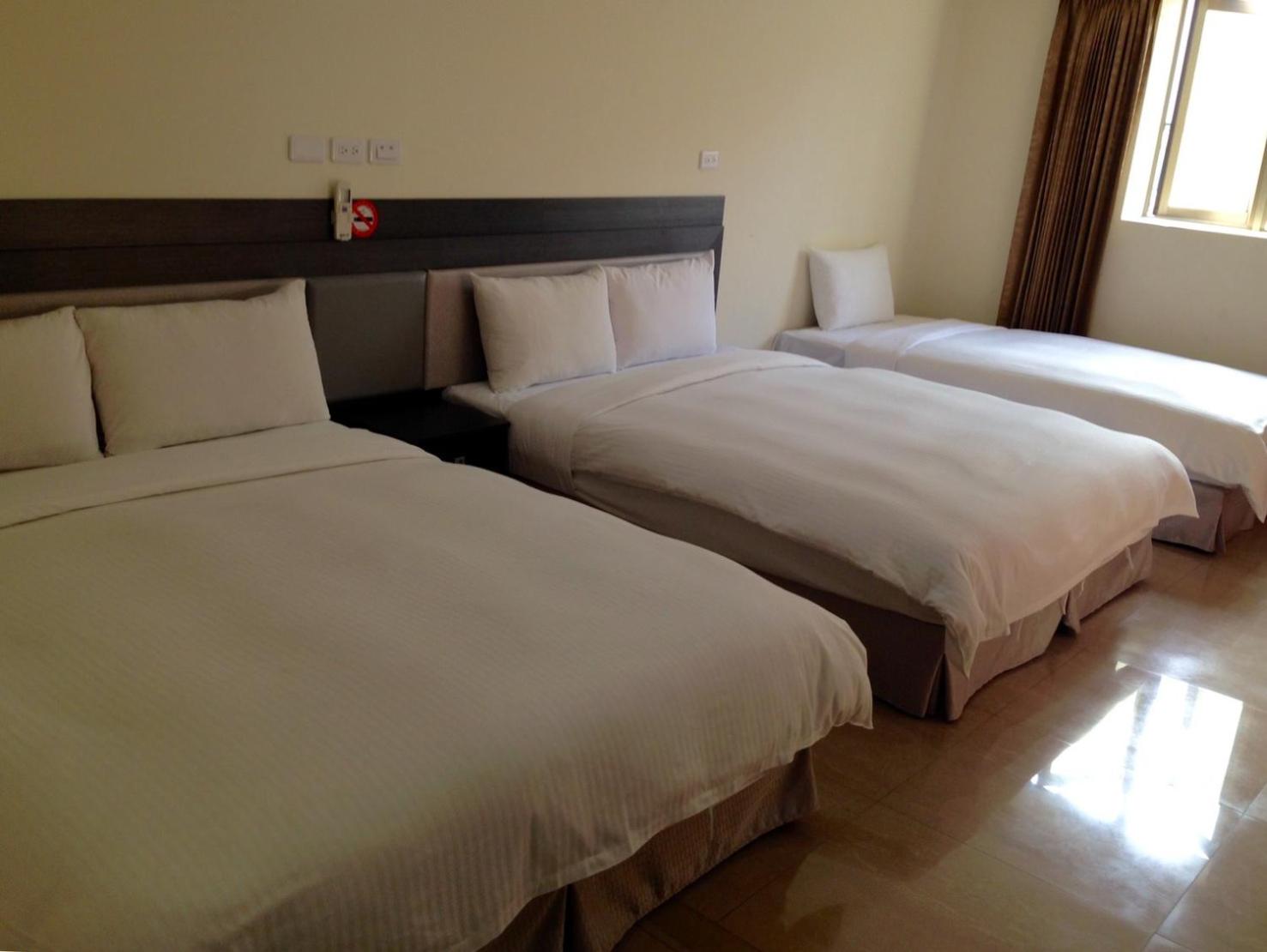 Big Bear Hotel