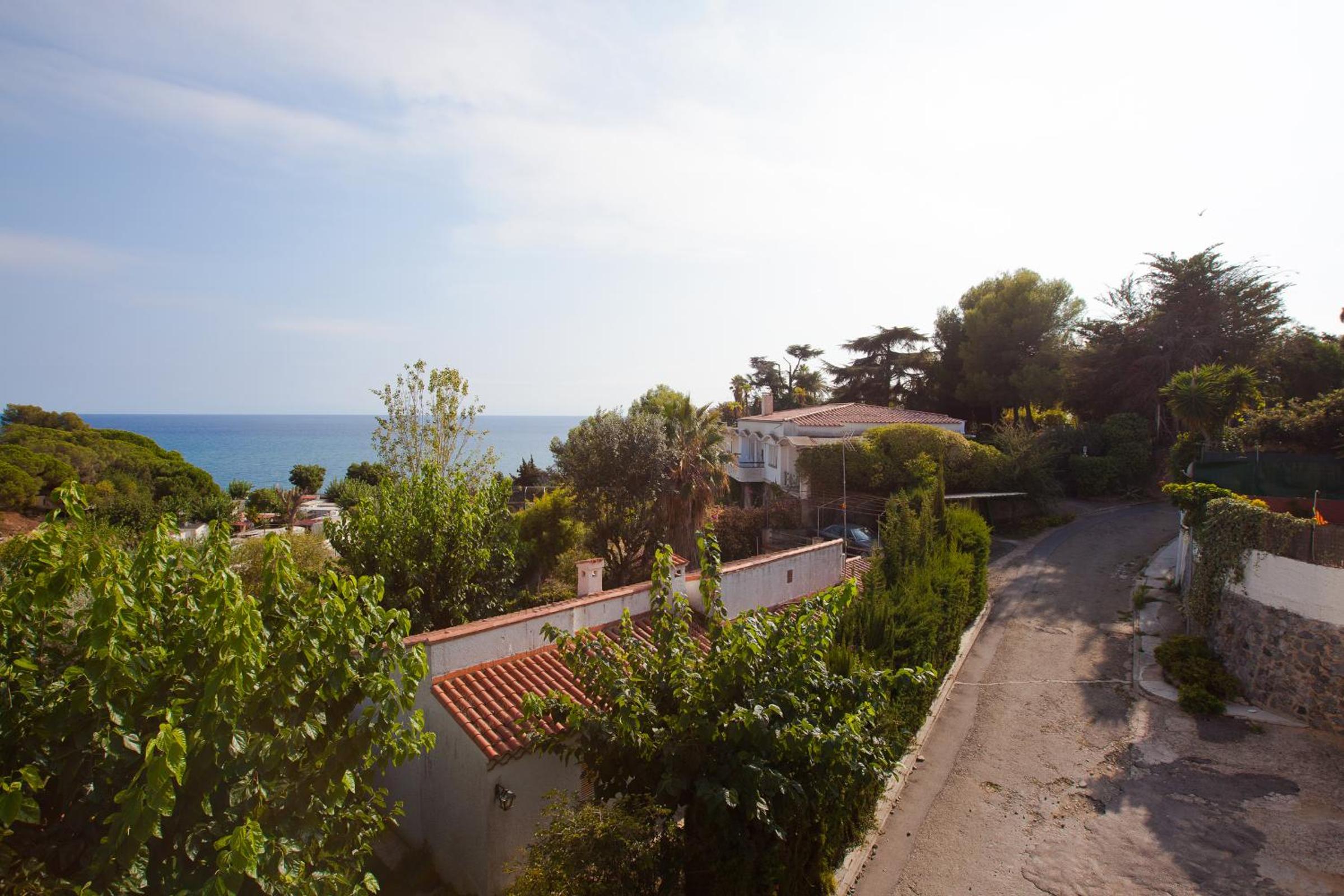 Apartment Beach Front Sant Pol