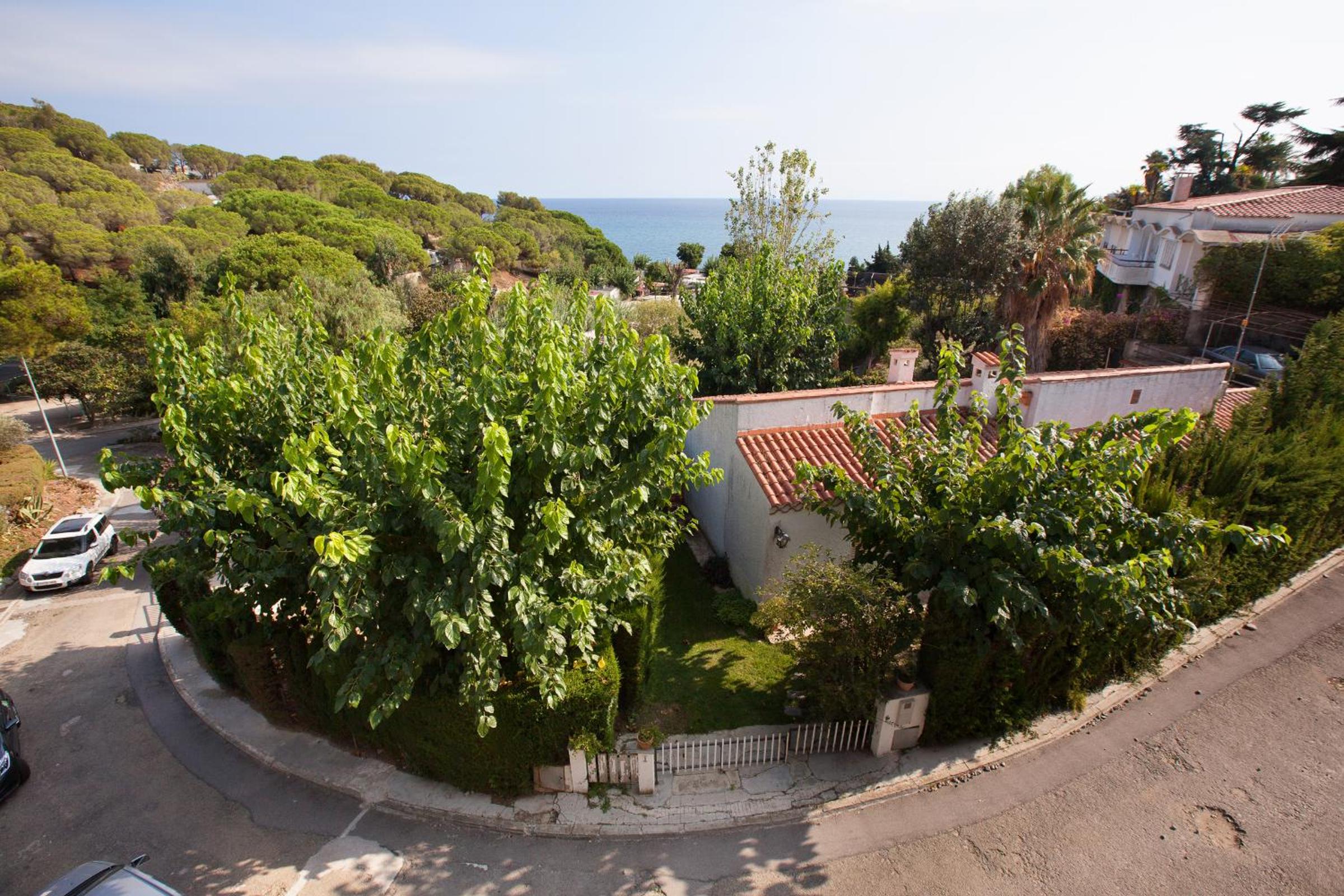 Apartment Beach Front Sant Pol