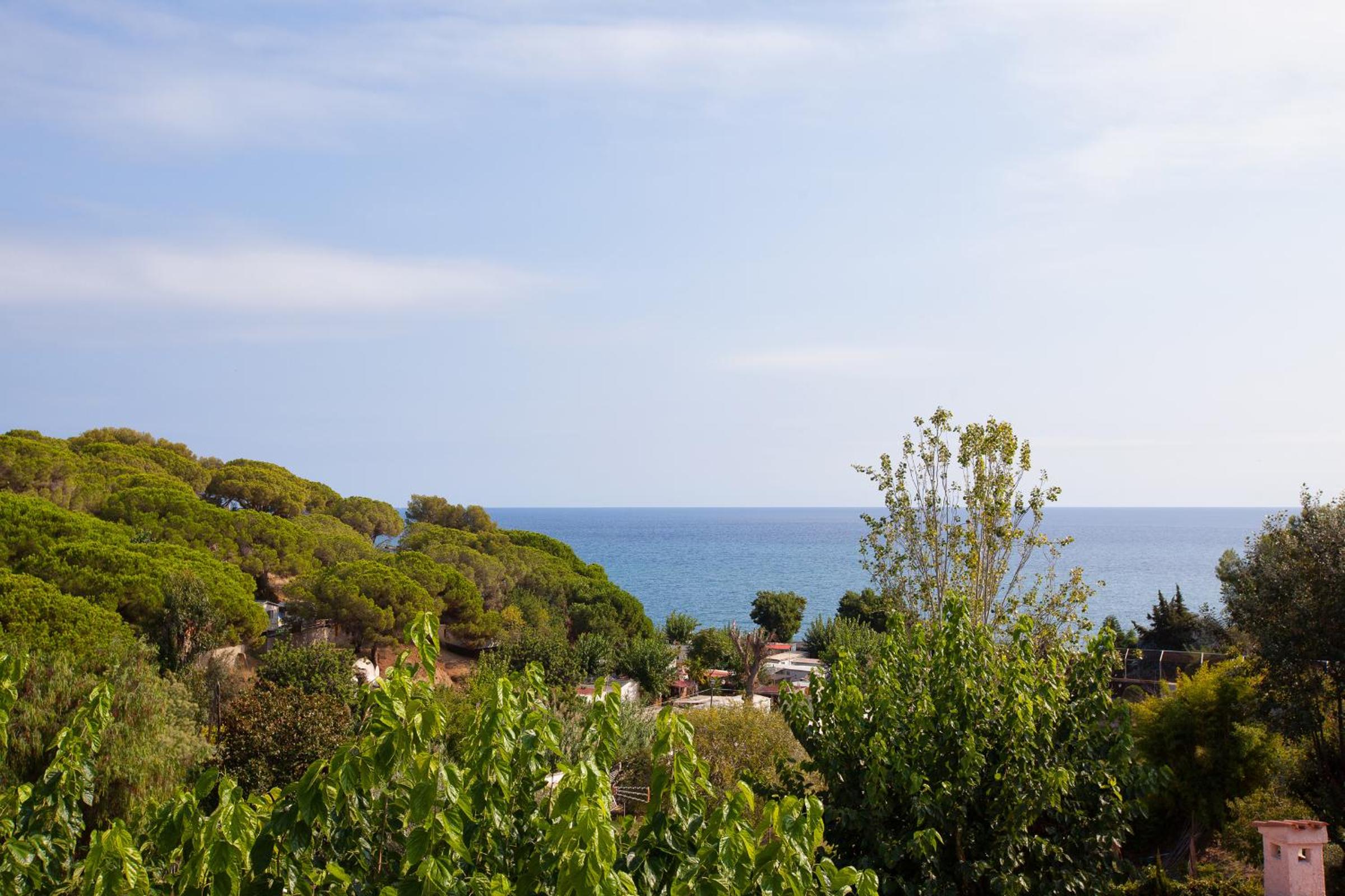 Apartment Beach Front Sant Pol