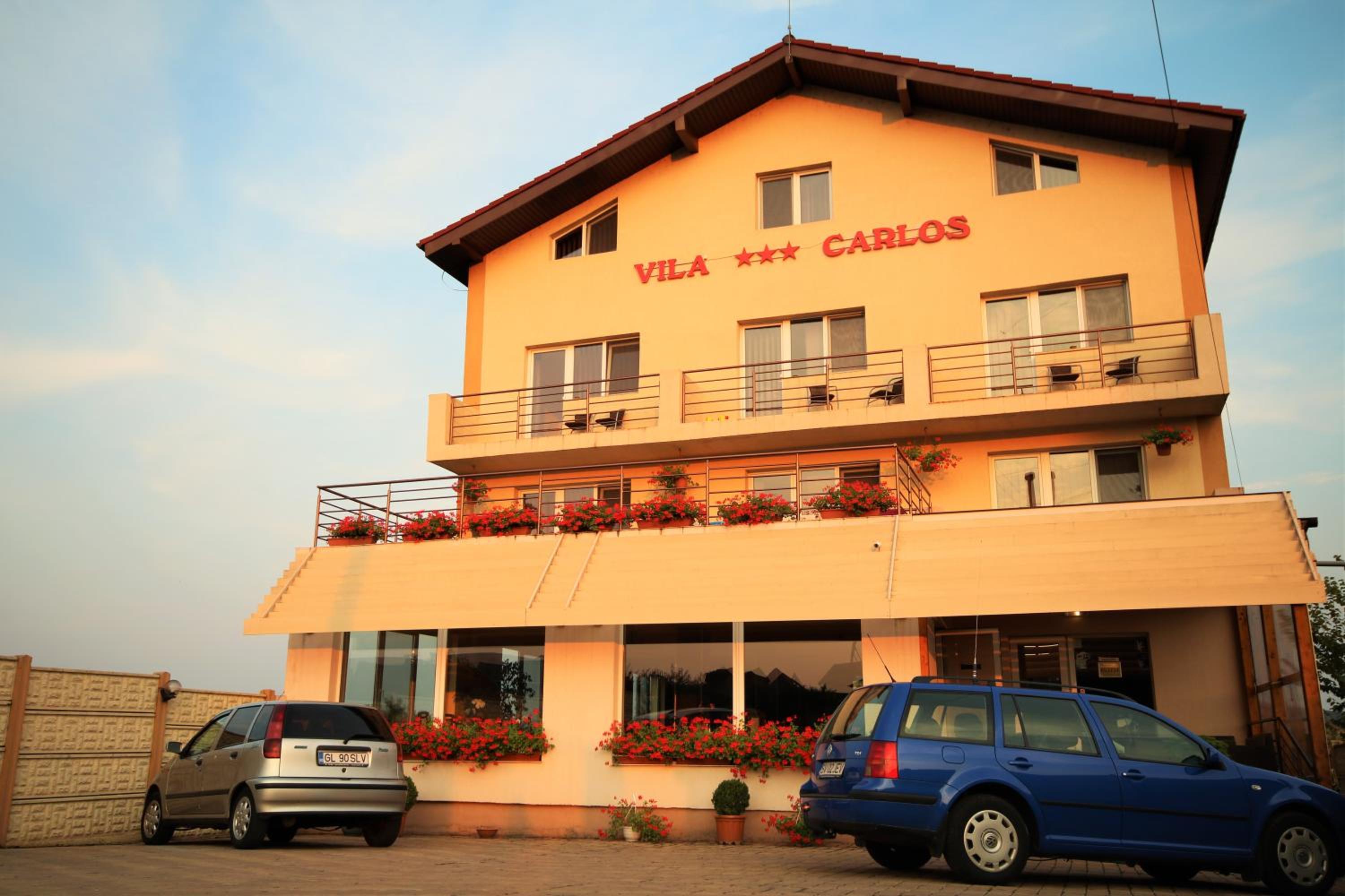 Vila Carlos view 4