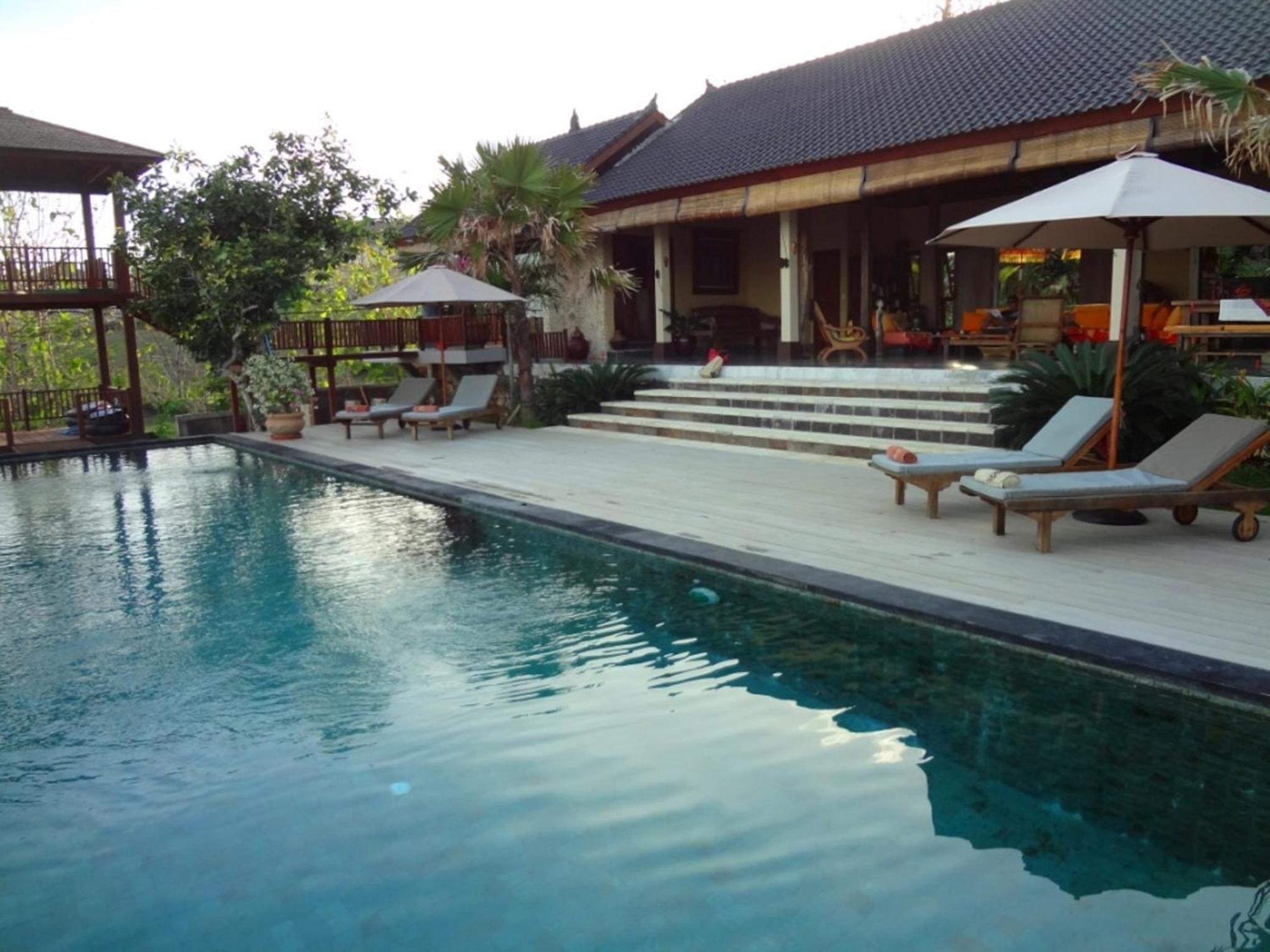 Villa Anjing
