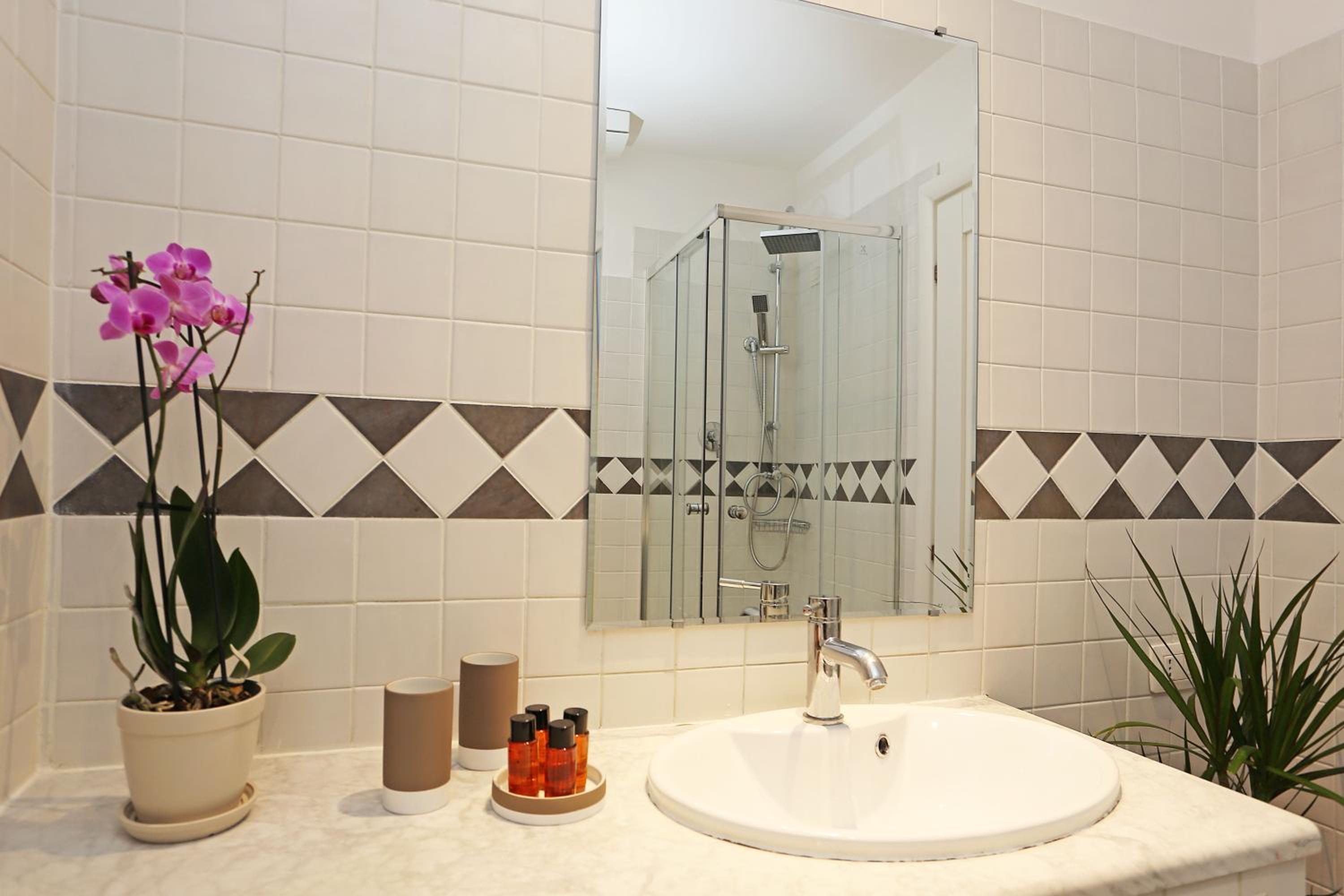 Liberty Rome Suites - Liberty Collection