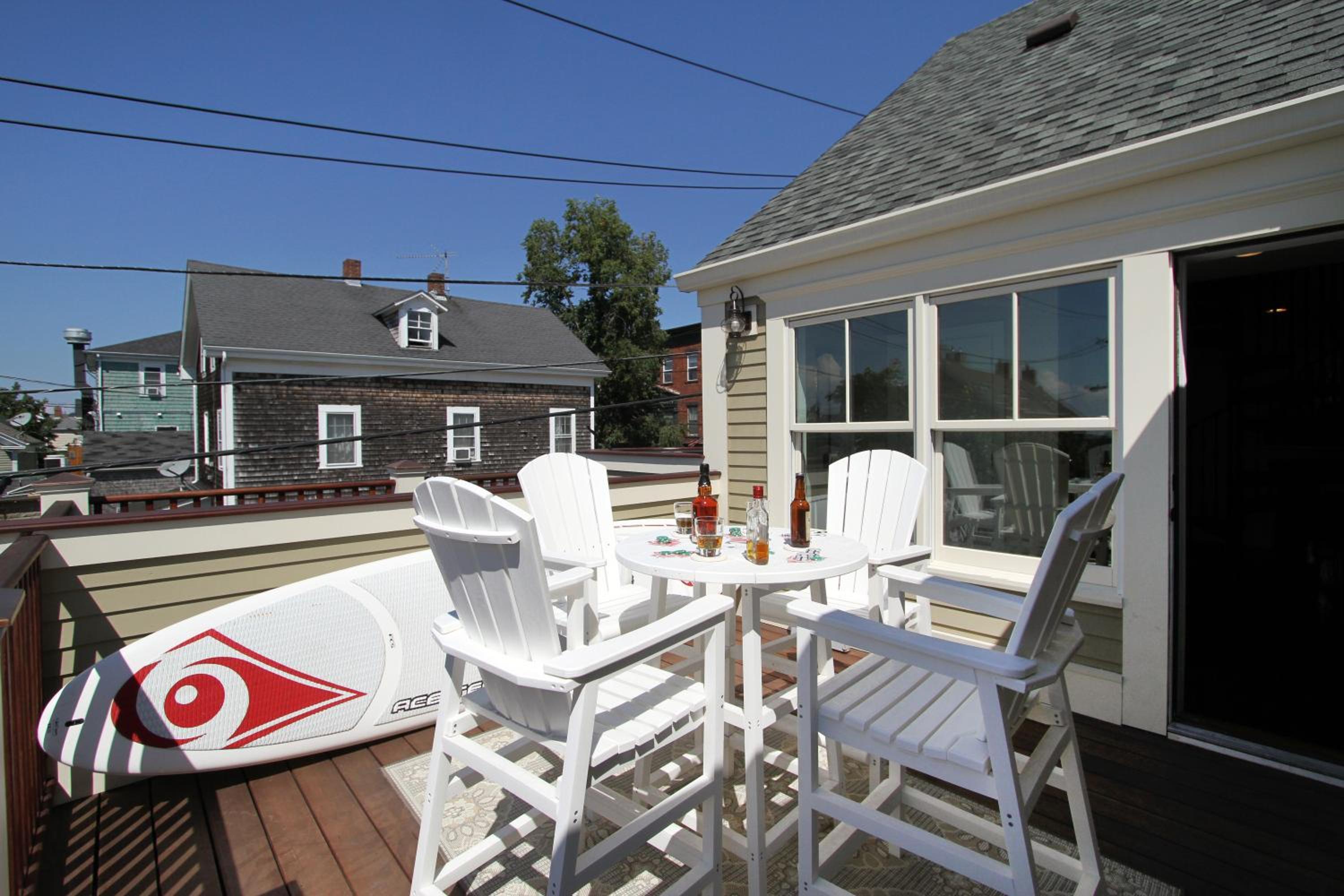 The Newport Lofts - 543 Thames Street