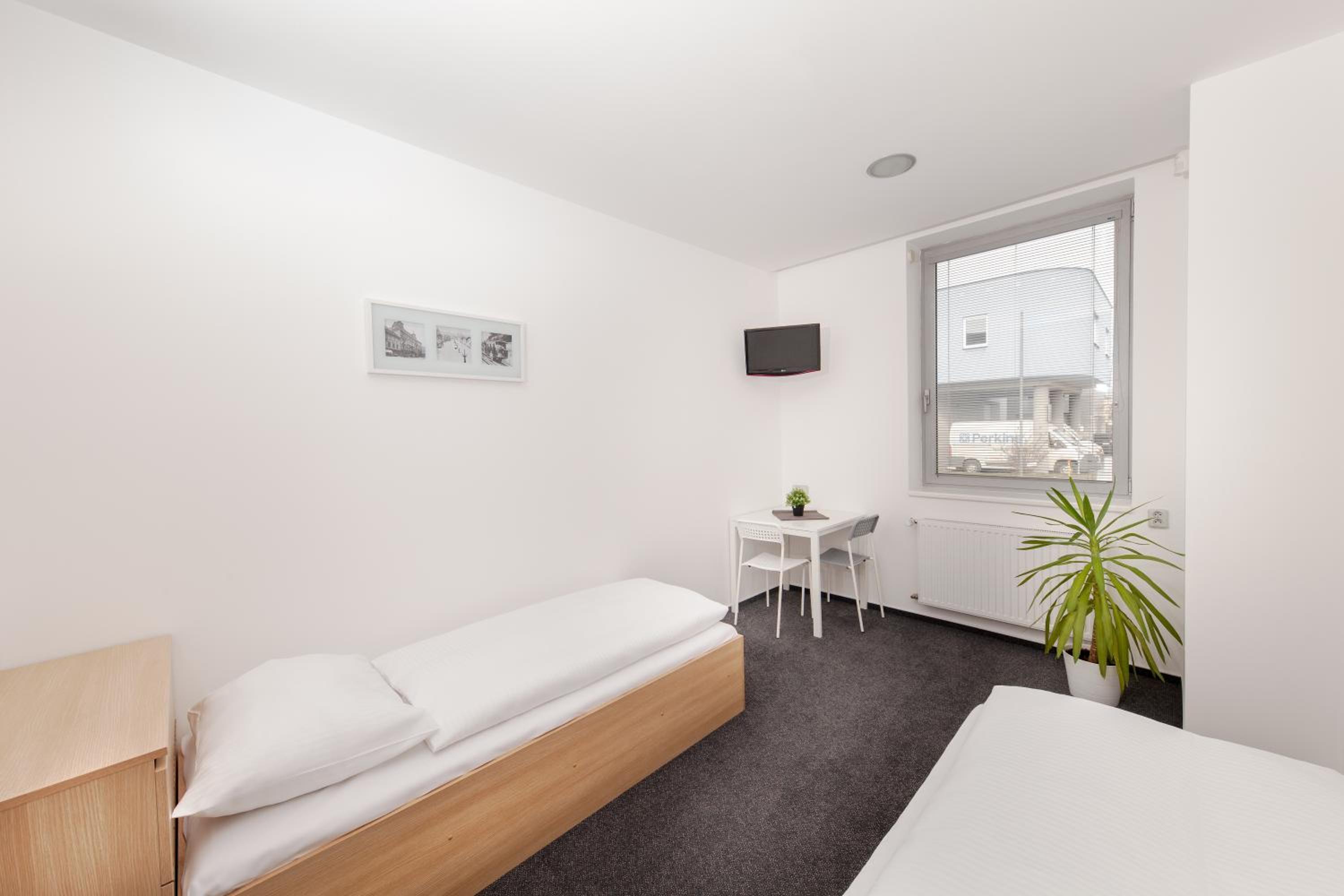 Hotel & Hostel Letov