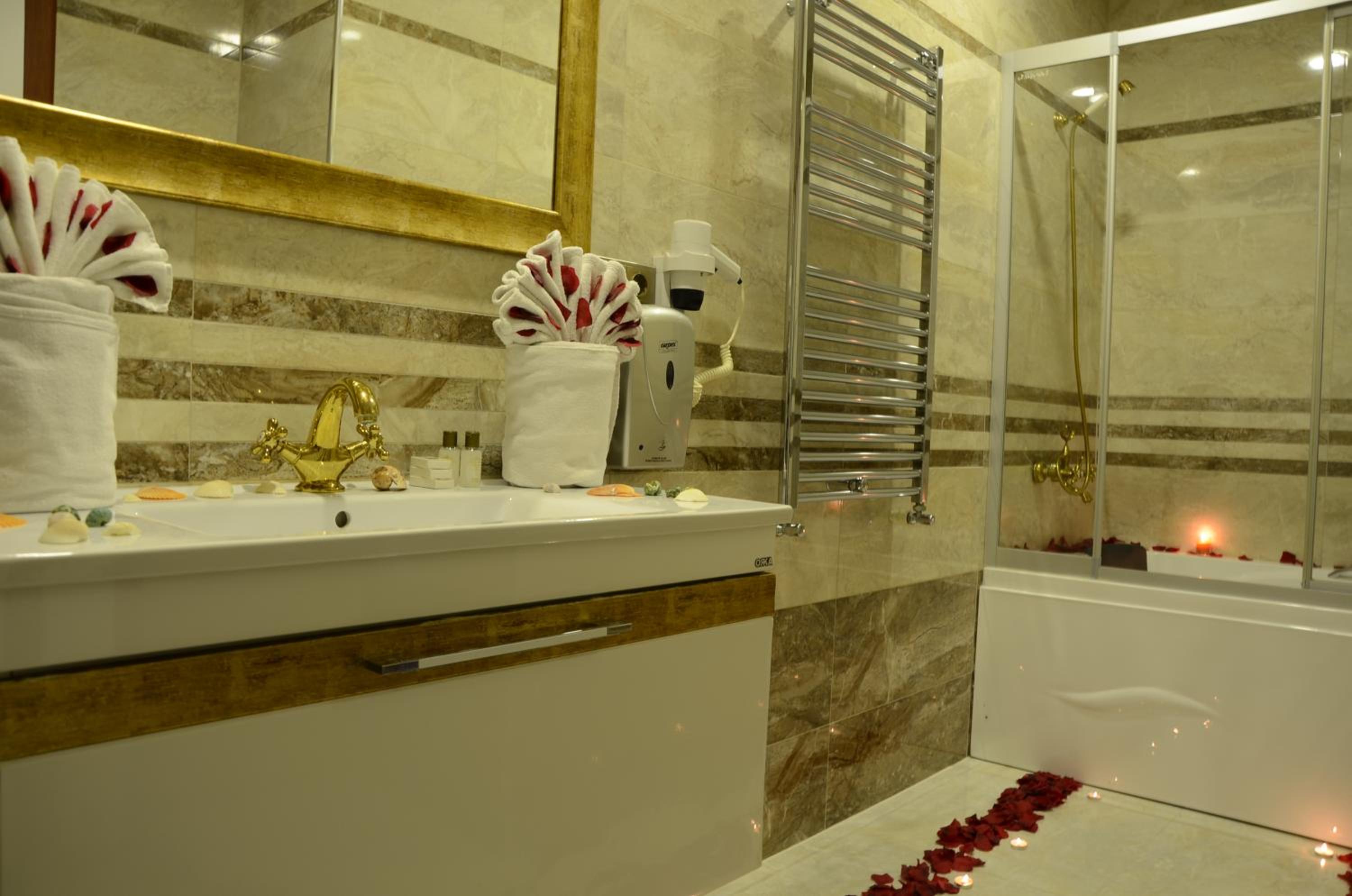 Gumus Palace Otel - Image 47