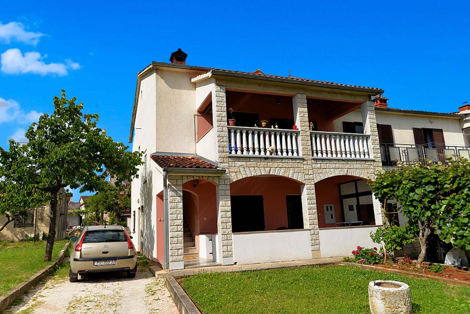 Apartments Zorzetti 625 view 3