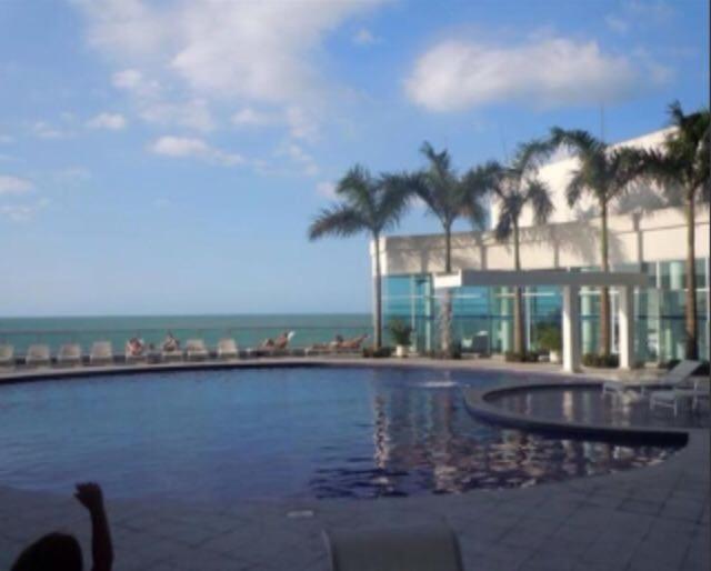 Excelente Apartamento Palmetto con vista al mar
