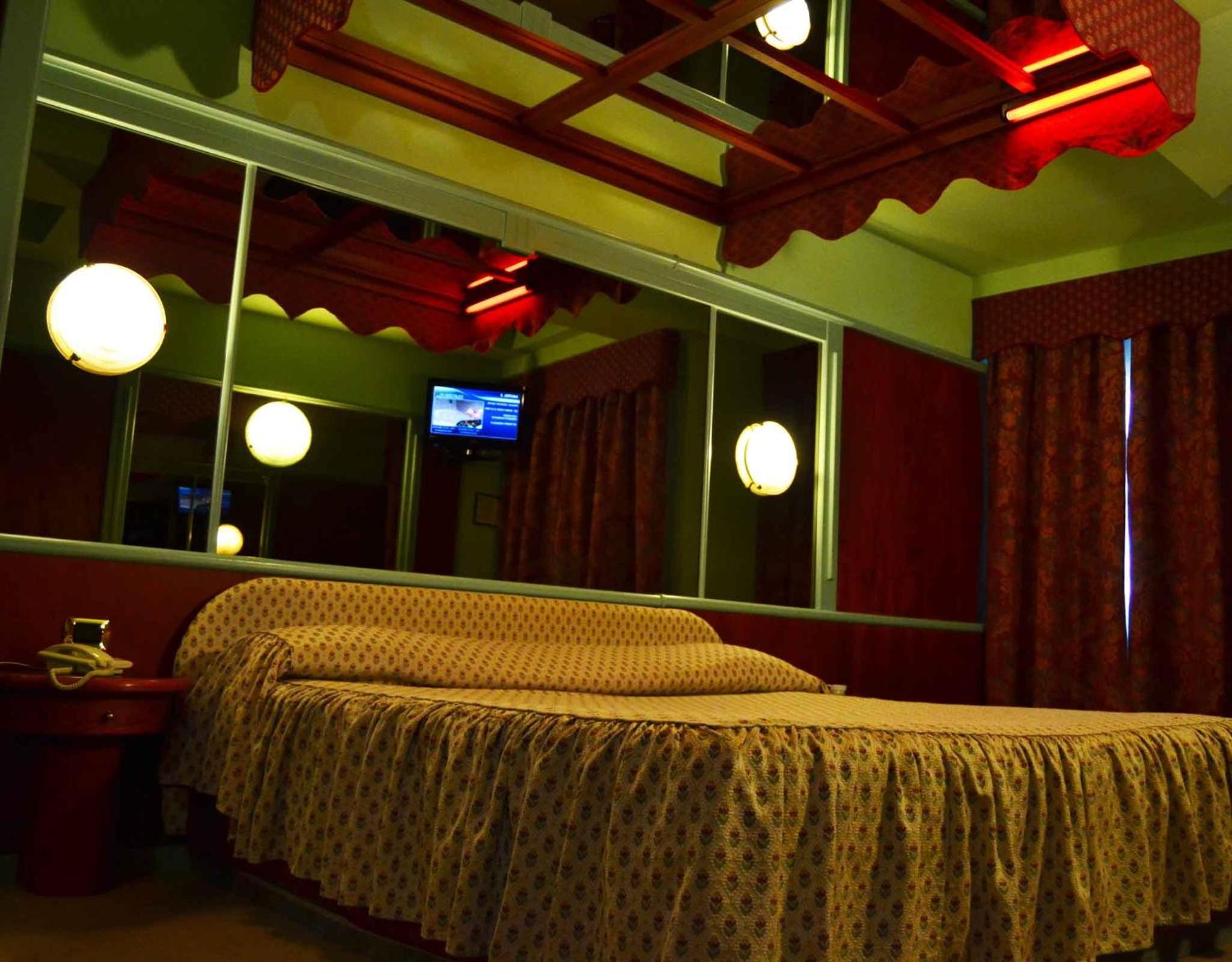 Hotel Motel 2
