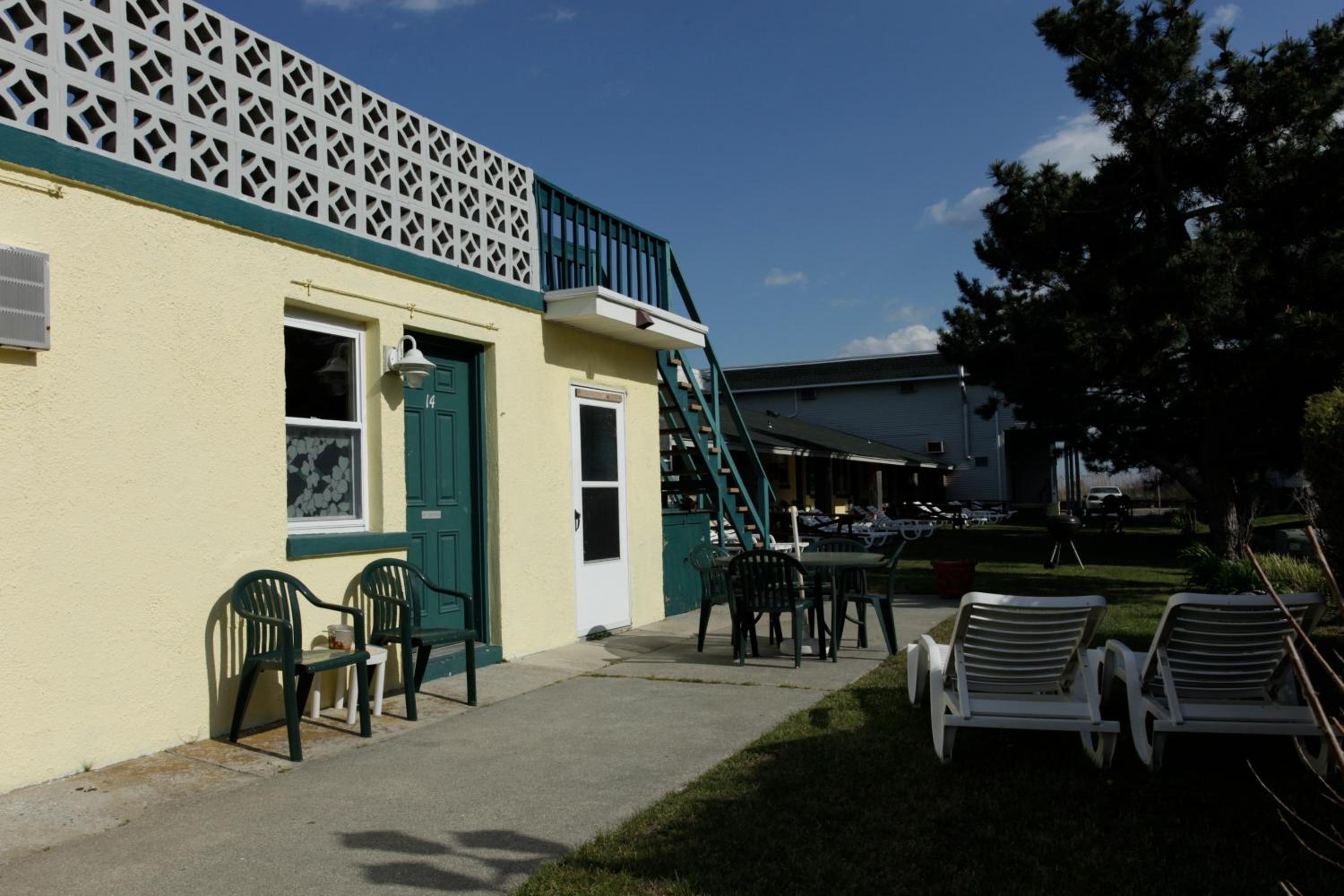 The Buckingham Motel Adults only