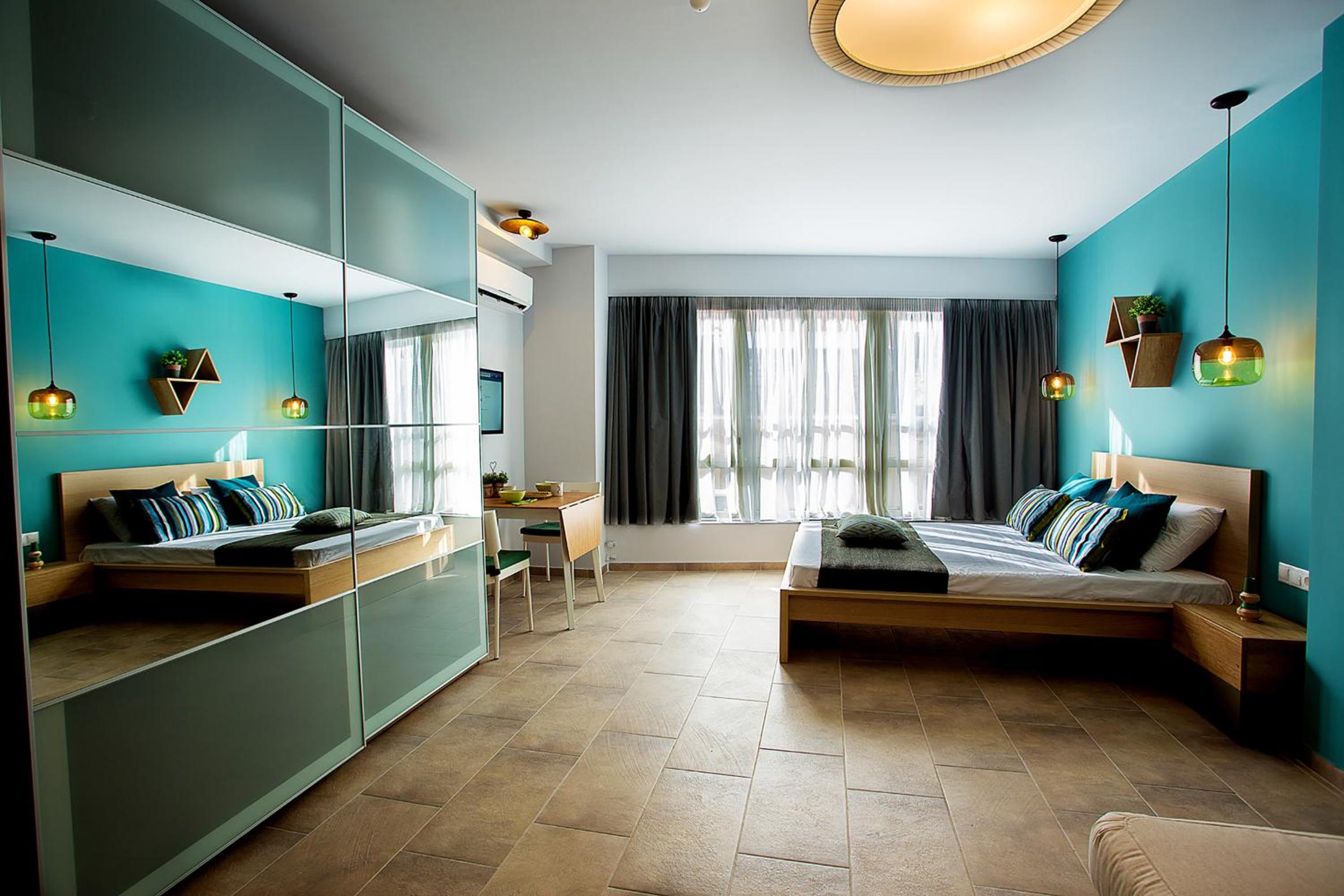 Emerald Suite
