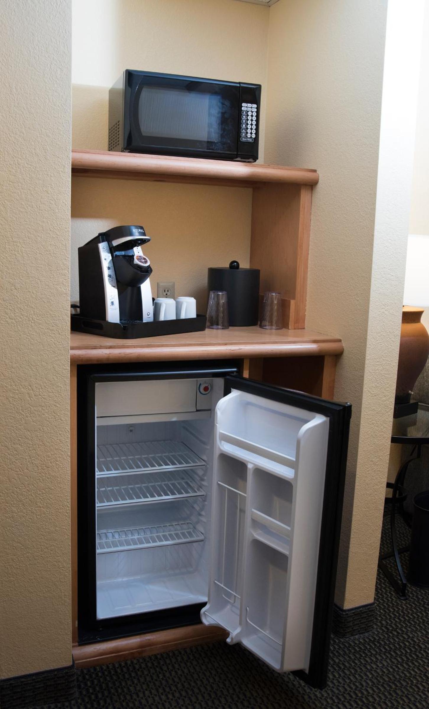 Ketchikan Vacations - The Landing Hotel - Property Image 4